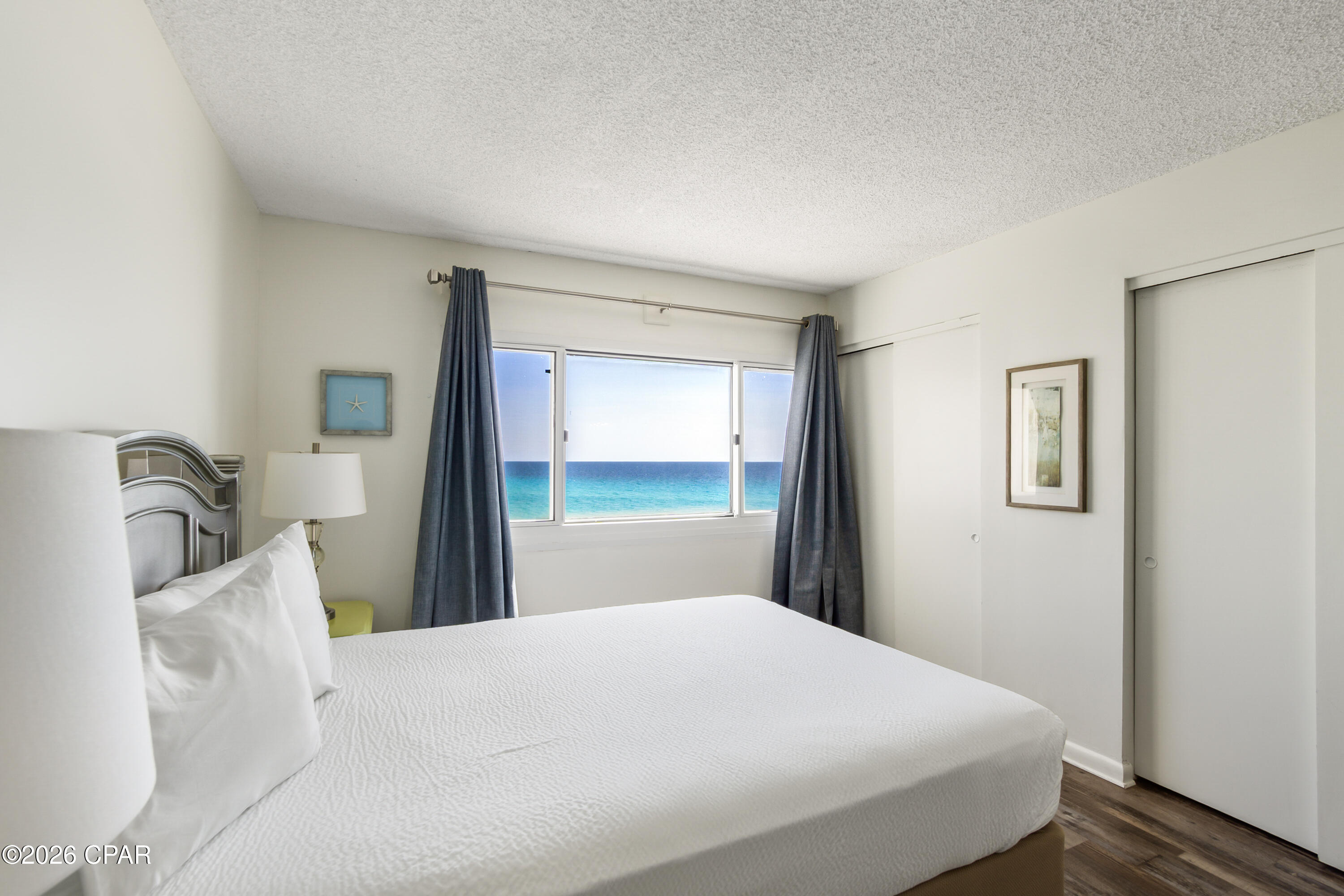 Pinnacle Port - Residential