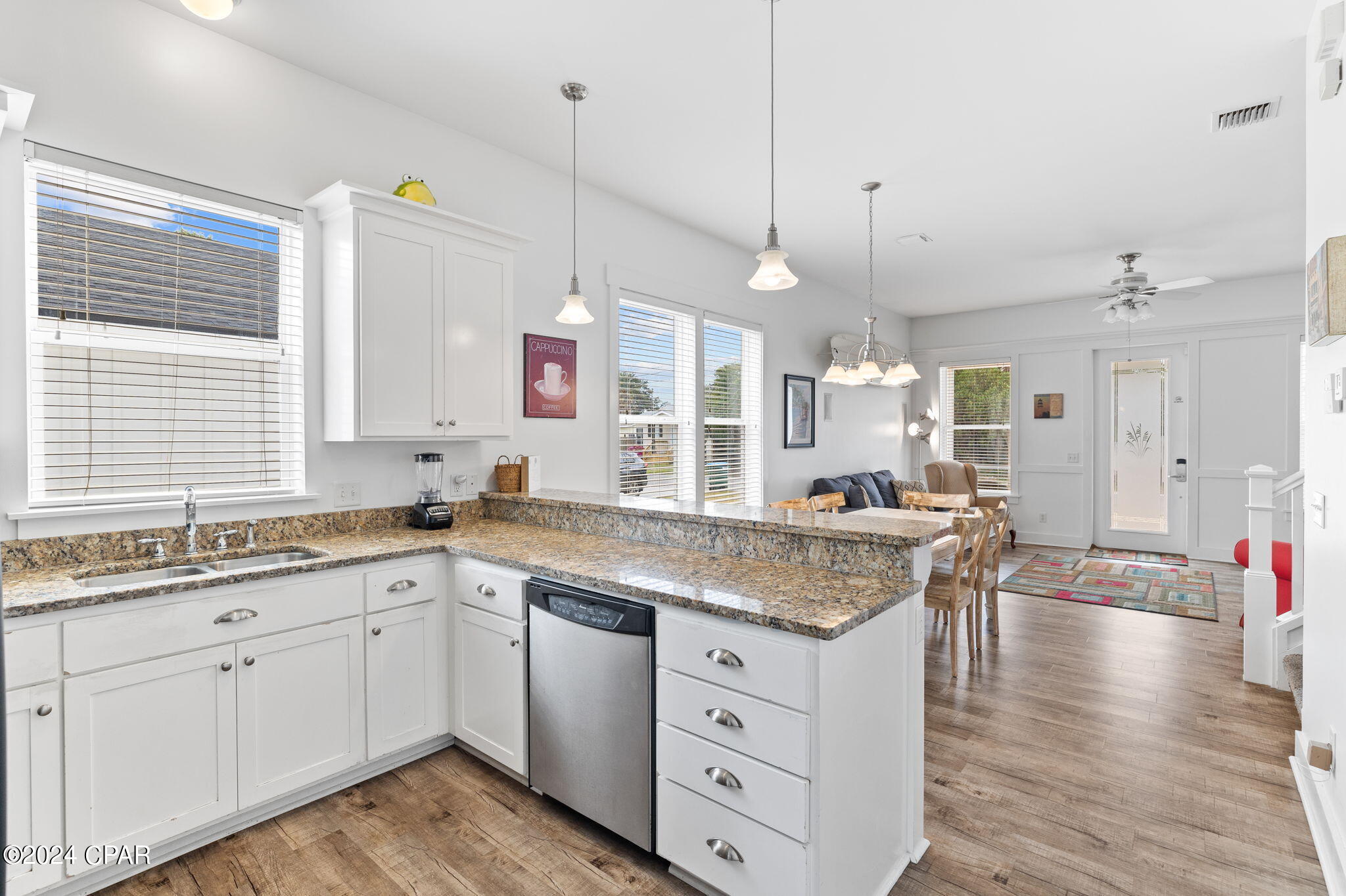 Laguna Beach Estates 8th Add - Residential