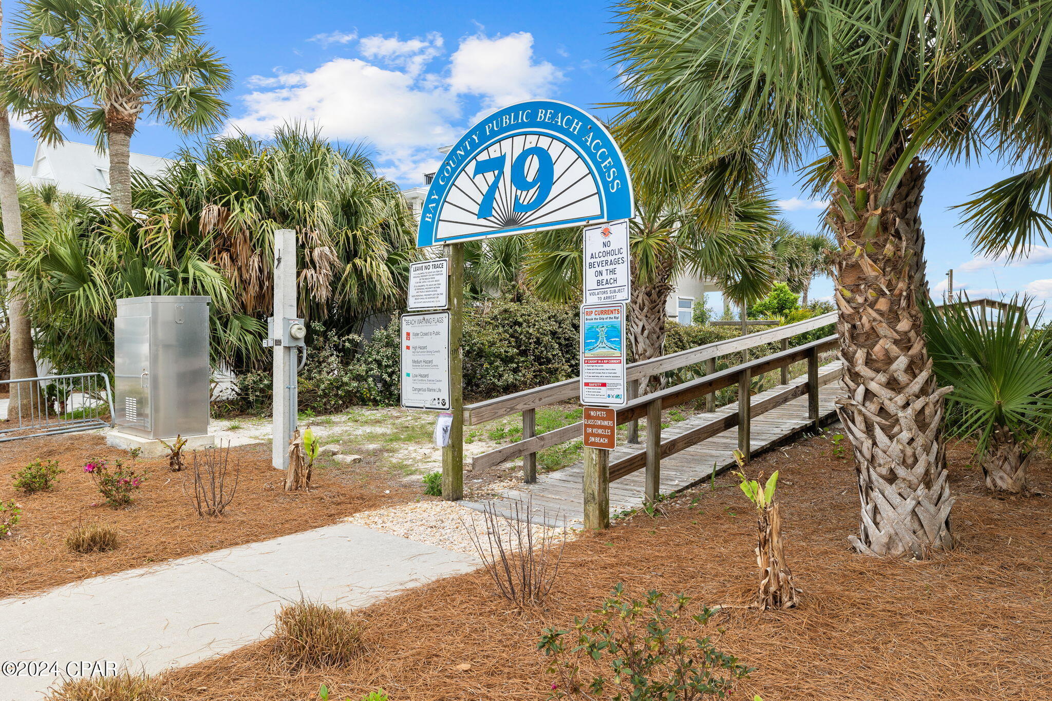 Laguna Beach Estates 8th Add - Residential