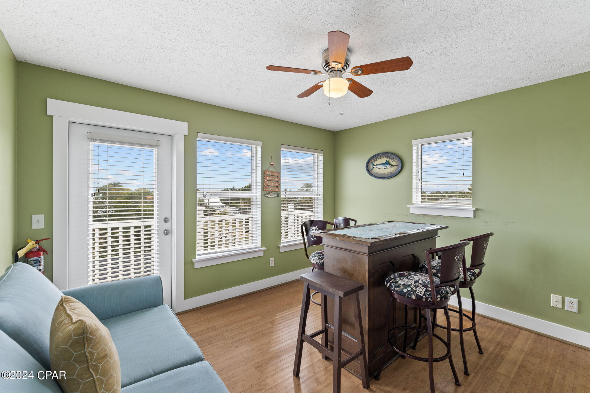 Laguna Beach Estates 8th Add - Residential