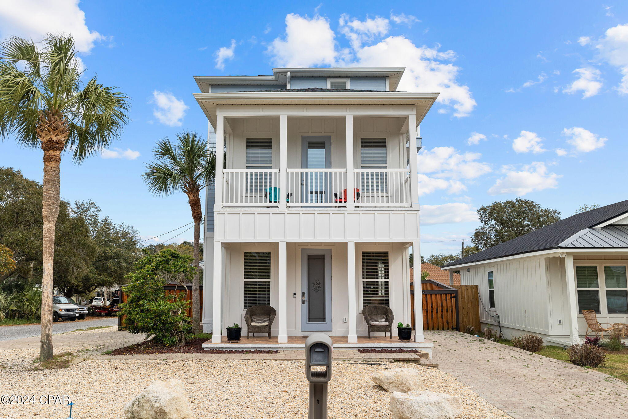 Laguna Beach Estates 8th Add - Residential