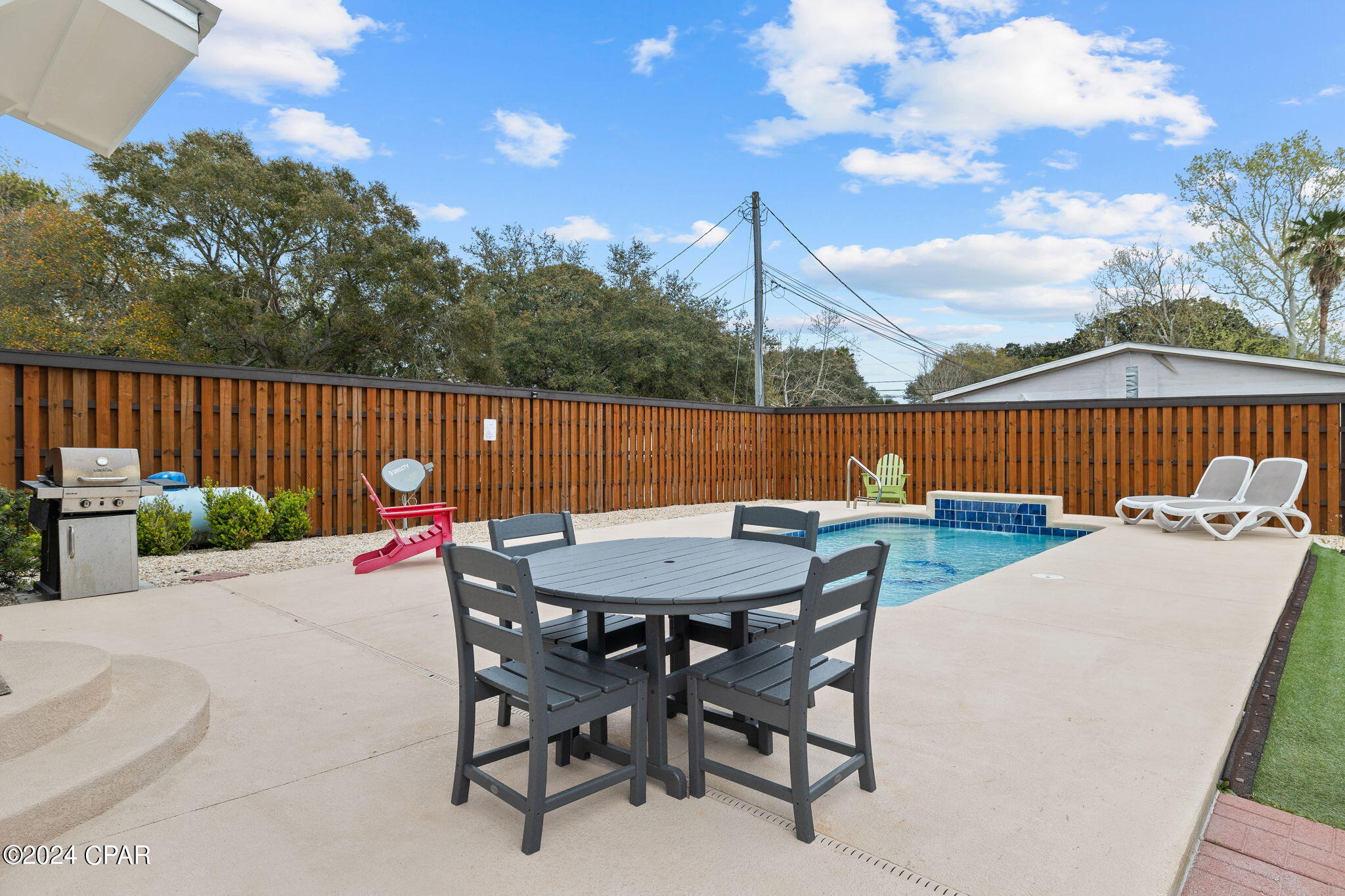 Laguna Beach Estates 8th Add - Residential