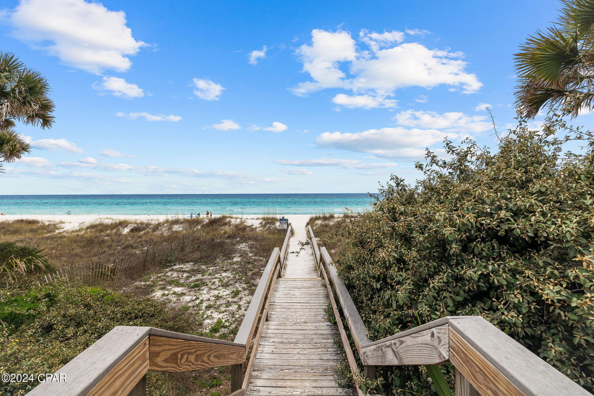 Laguna Beach Estates 8th Add - Residential