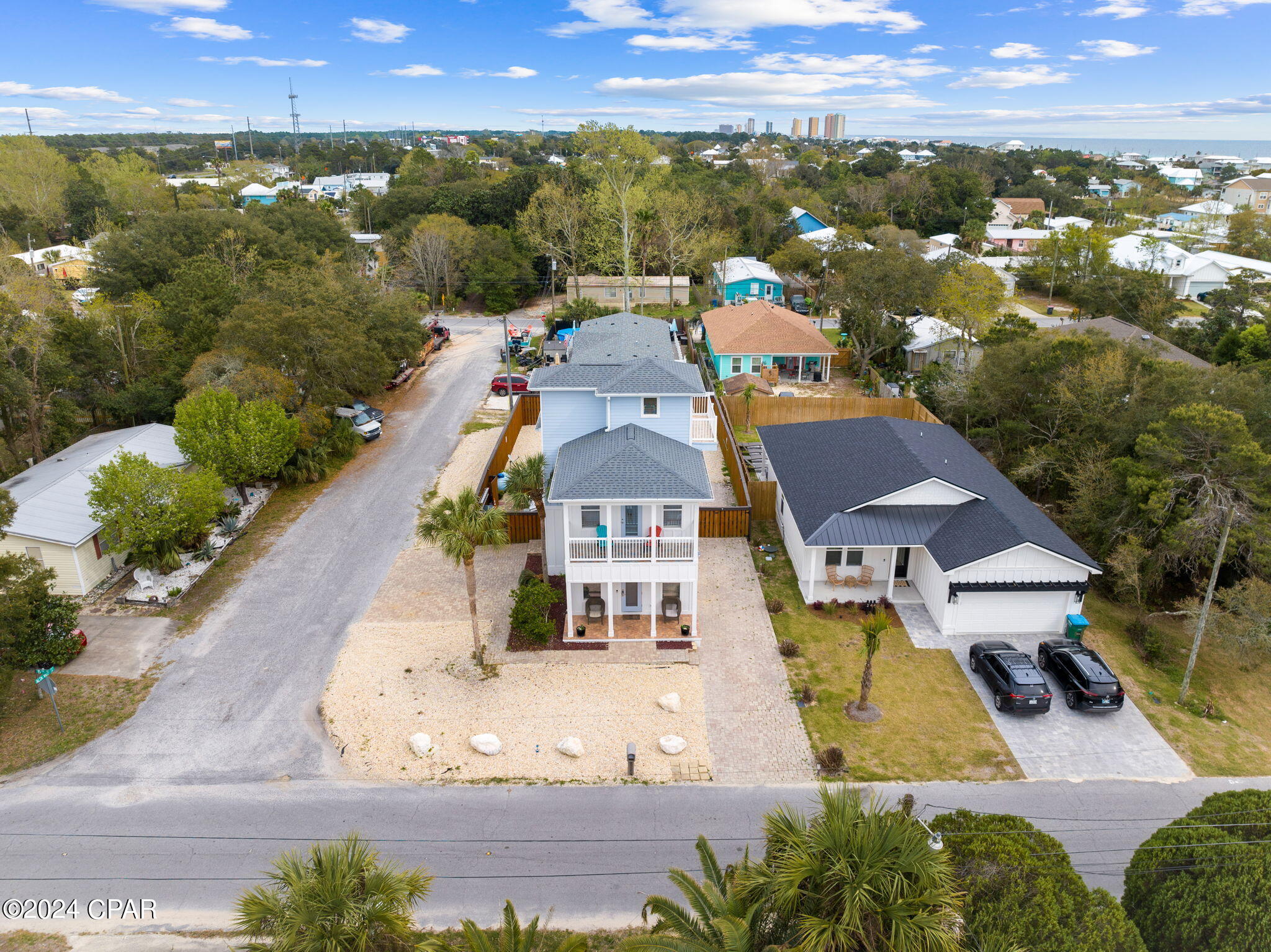 Laguna Beach Estates 8th Add - Residential