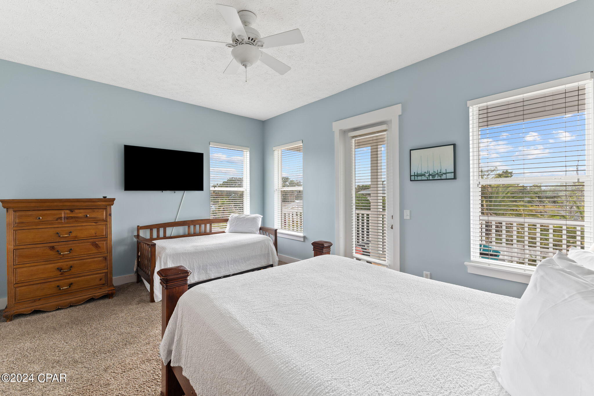 Laguna Beach Estates 8th Add - Residential