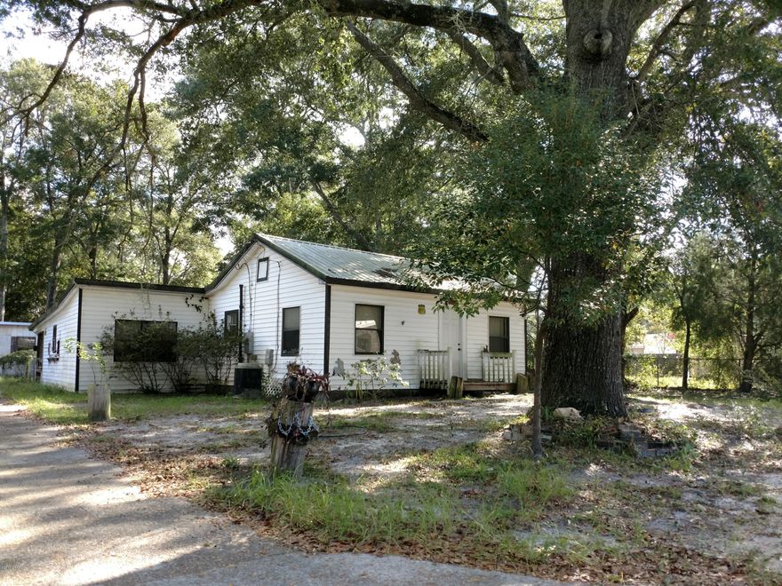 Centrally located and convenient to shopping, schools and employment