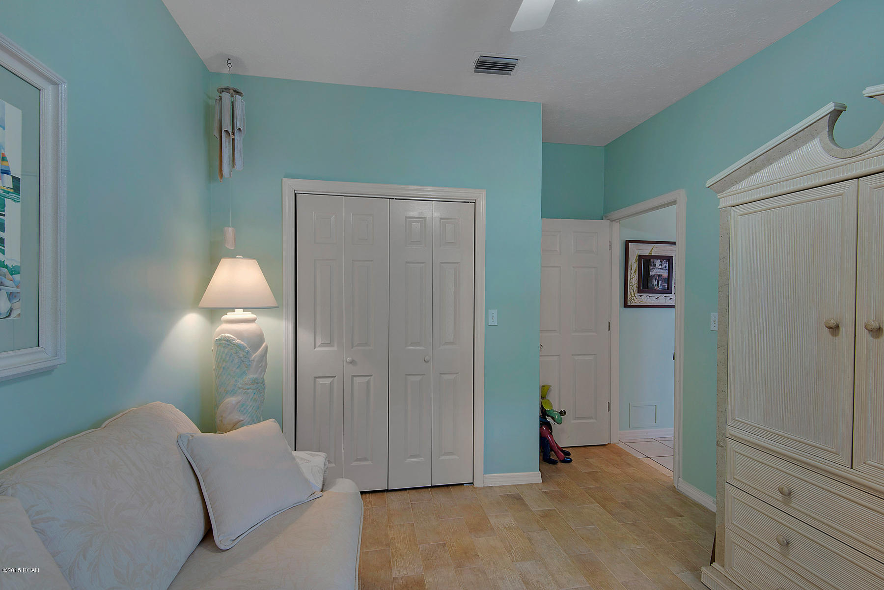 Hutchison's 2nd To Bahama Bch - Residential