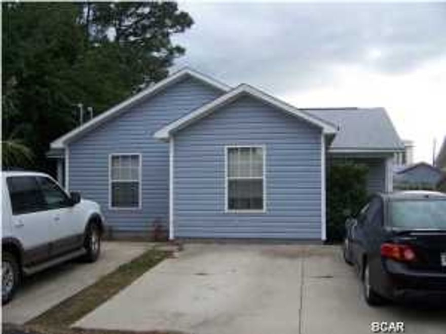 Nice 2 bedroom 1.5 bath duplex in South Grand Lagoon. This great location is just blocks from the beach, and minutes to great local eateries, St. Andrews State Park, and a short drive to the Navy Base and Coast Guard Station.