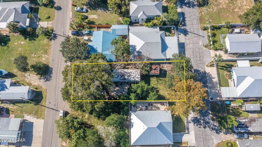 *CURRENTLY UNDER CONTRACT, SELLER ACCEPTING BACKUP OFFERS*



Location, location, location! The perfect lot for you to make that beach escape you have been dreaming about! Less than a half a mile from the beach. Laguna Beach hot spots like the iconic Carousel or Thomas Donuts close by. No HOA community, a few blocks to the Gulf of Mexico. Double lot, public water access close by. Hop onto highway 98 and easily make your way East to Frank Brown Park and Pier Park or head West to 30A! Short drive to airport. This is a prime location!



There is a mobile home on this property, but value is in land and location.