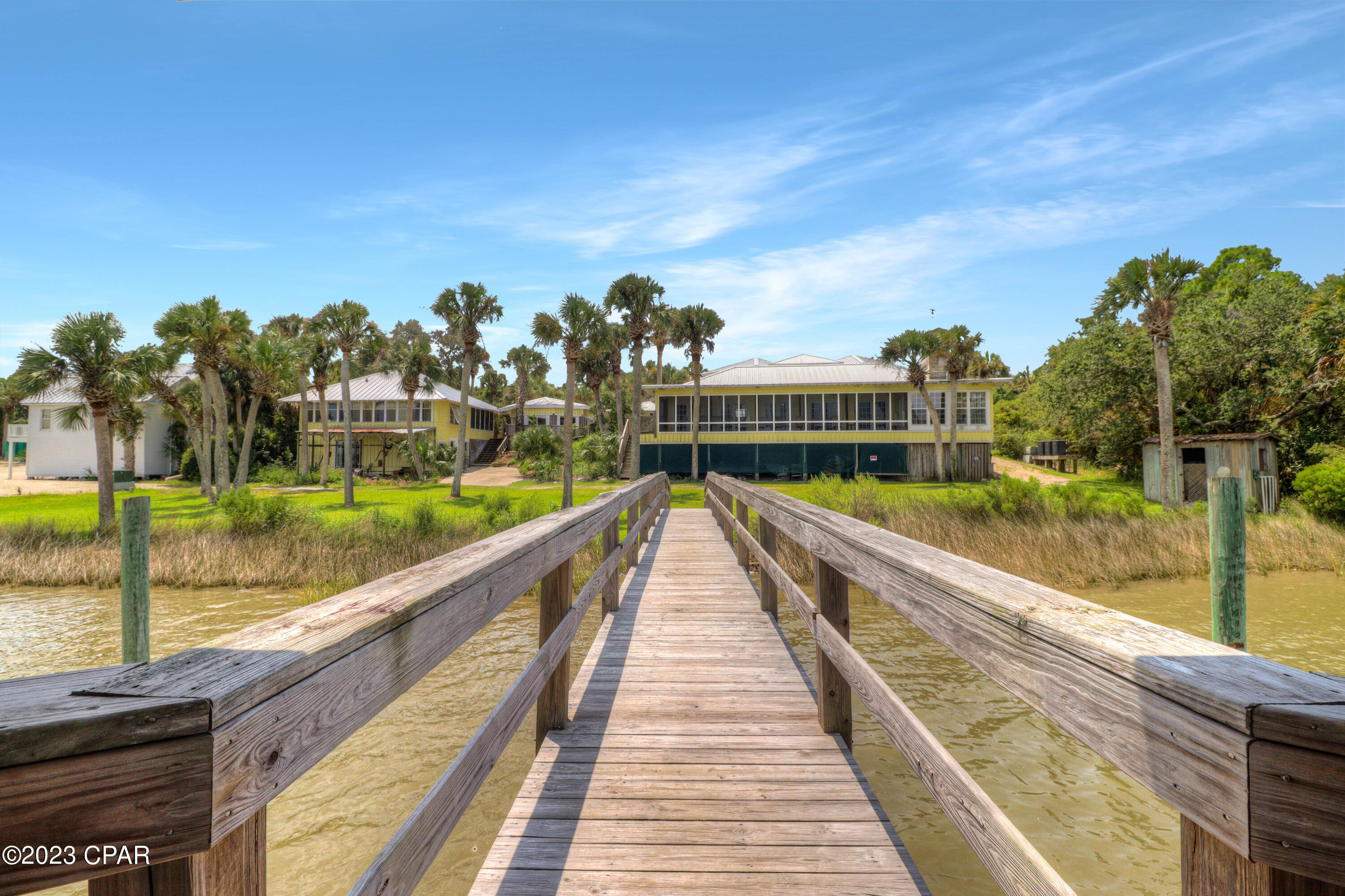 Camp Palms - Residential