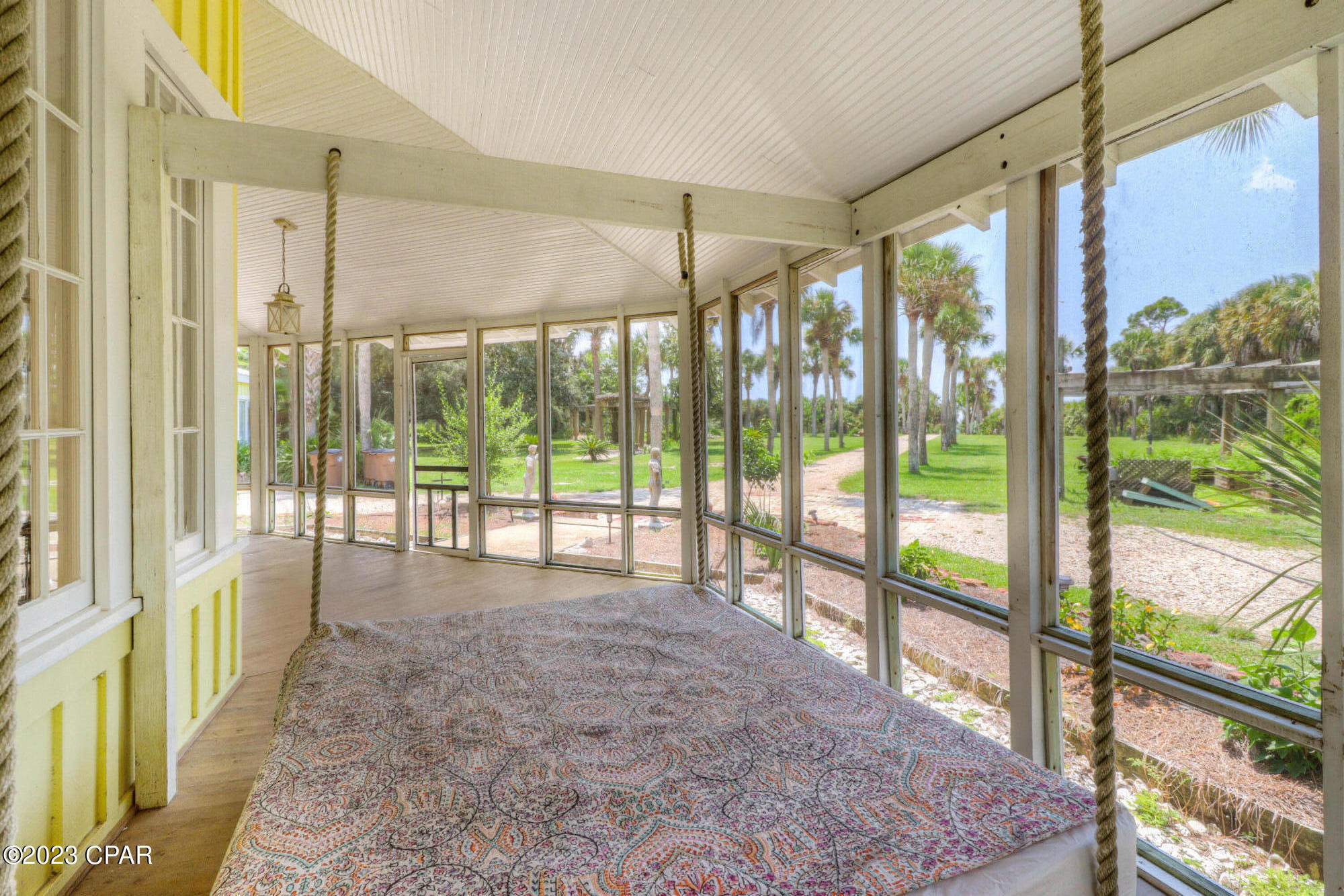 Camp Palms - Residential