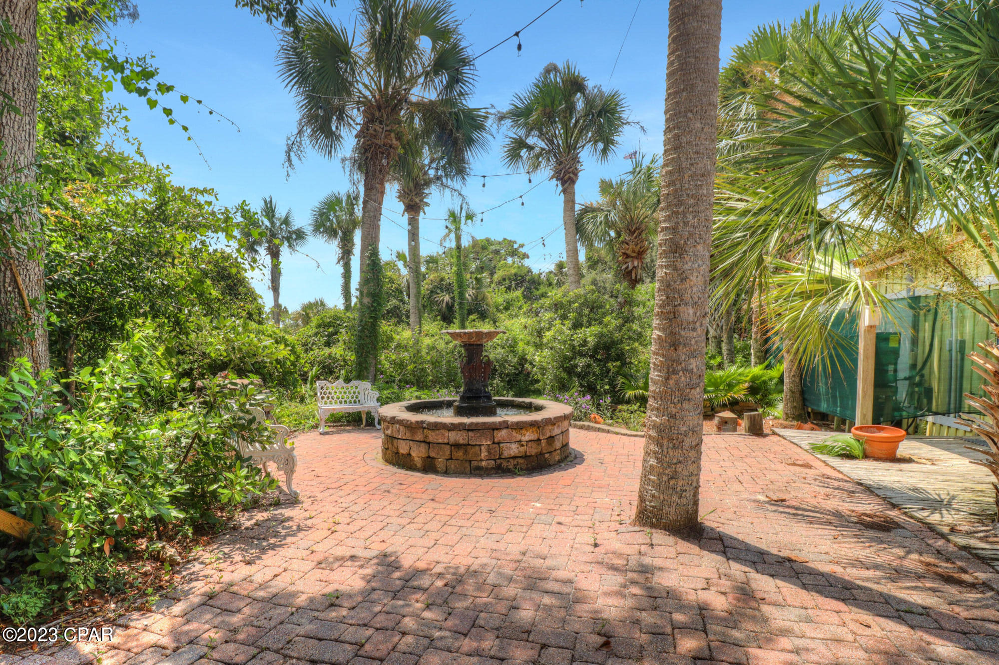 Camp Palms - Residential