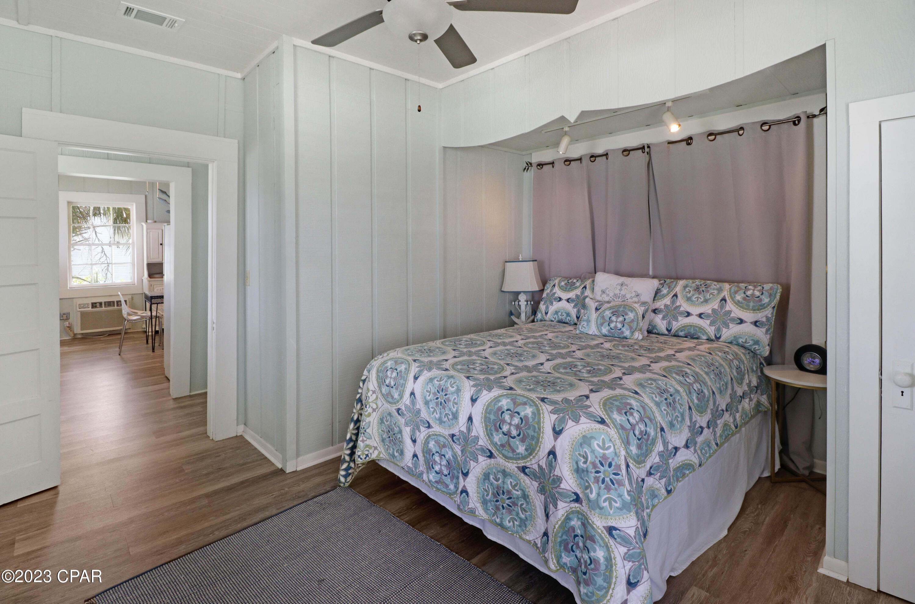 Camp Palms - Residential