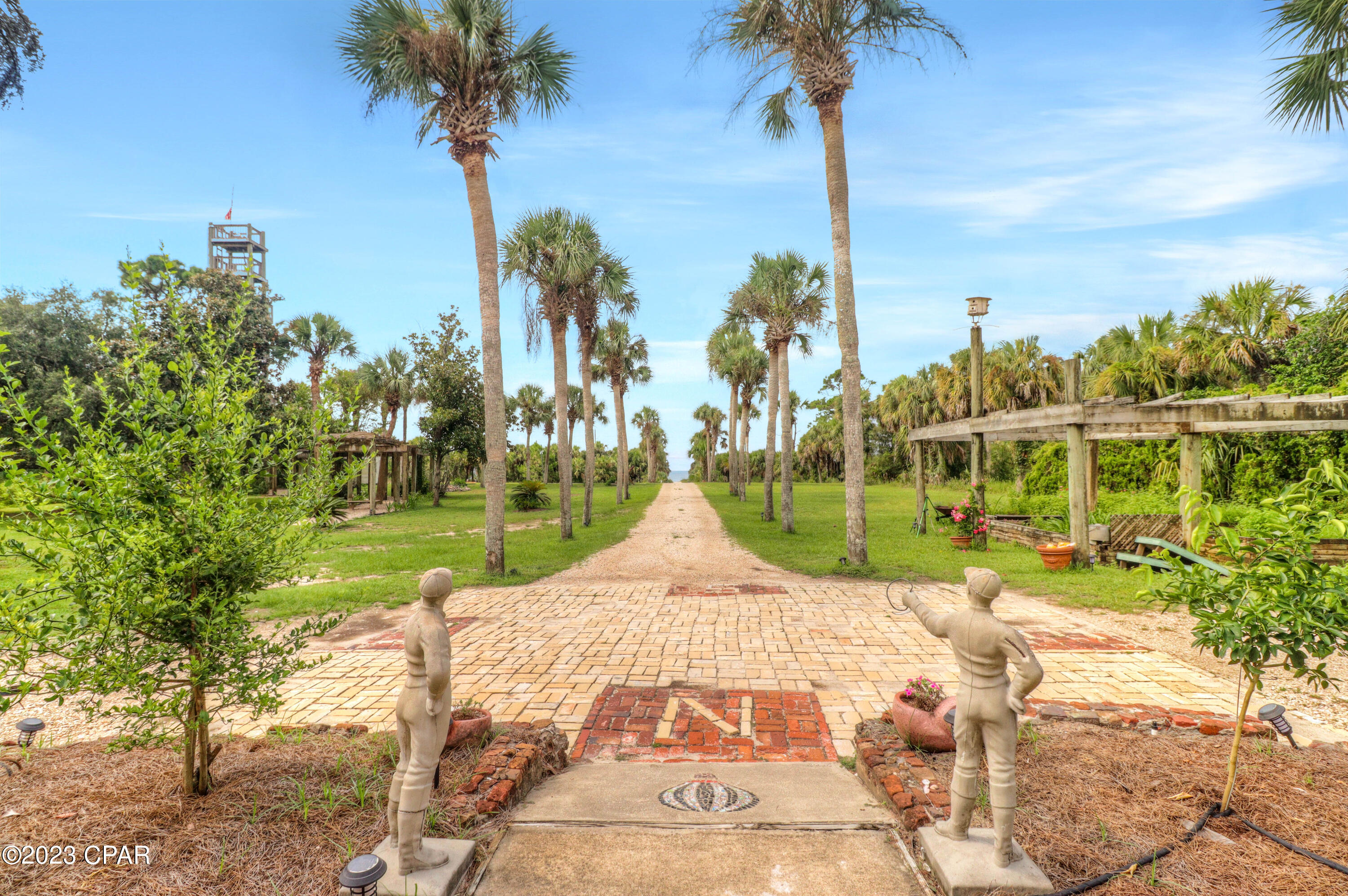 Camp Palms - Residential