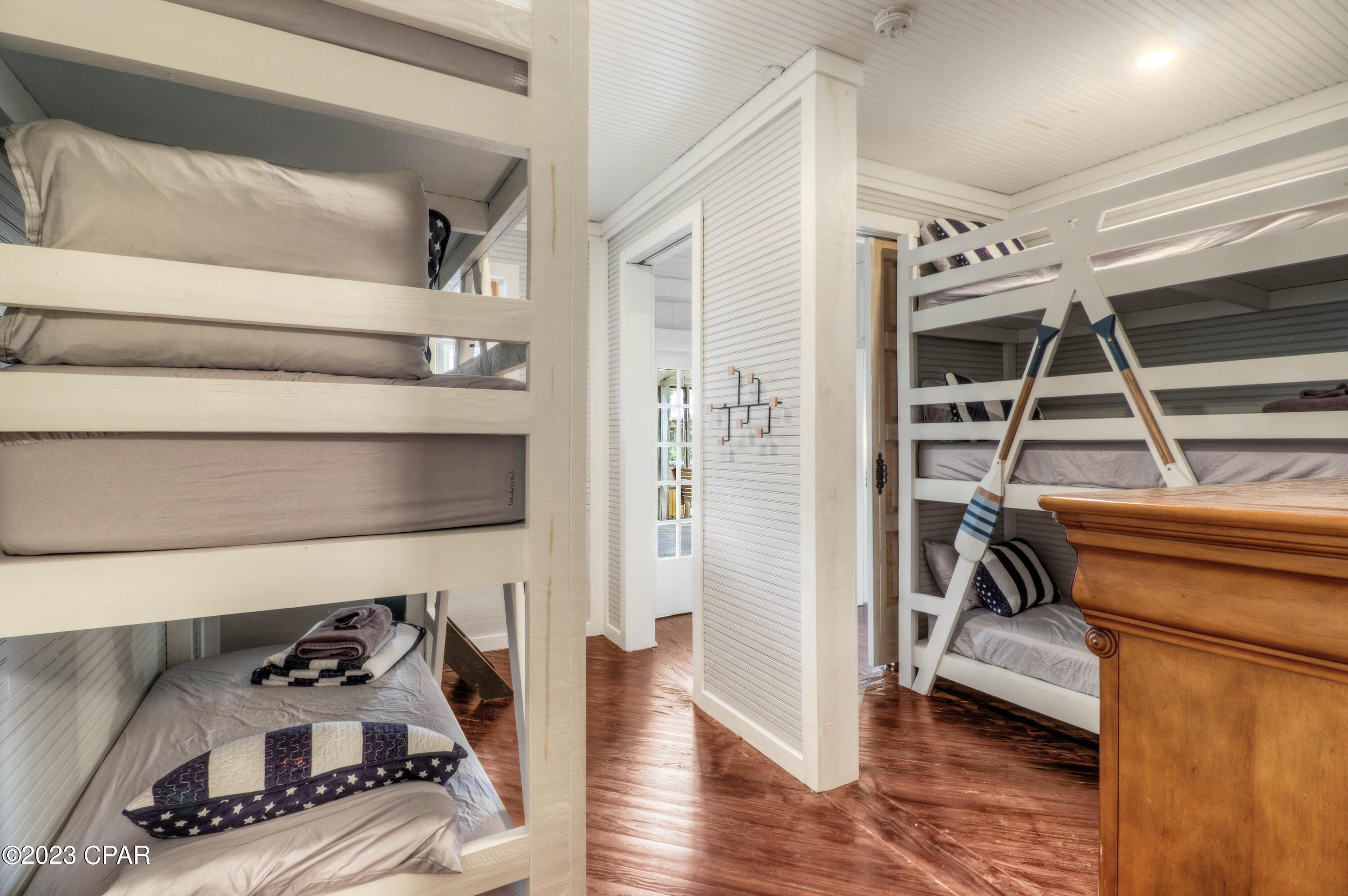 Camp Palms - Residential