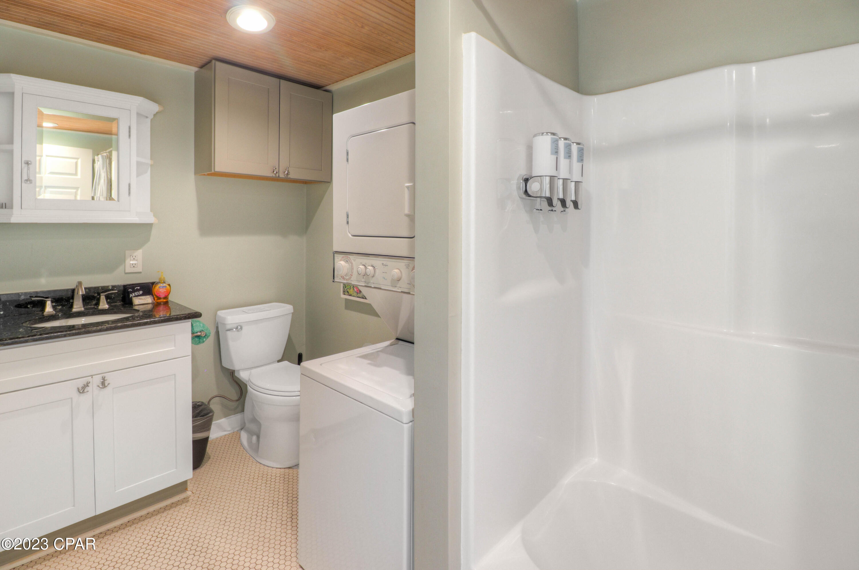 Camp Palms - Residential