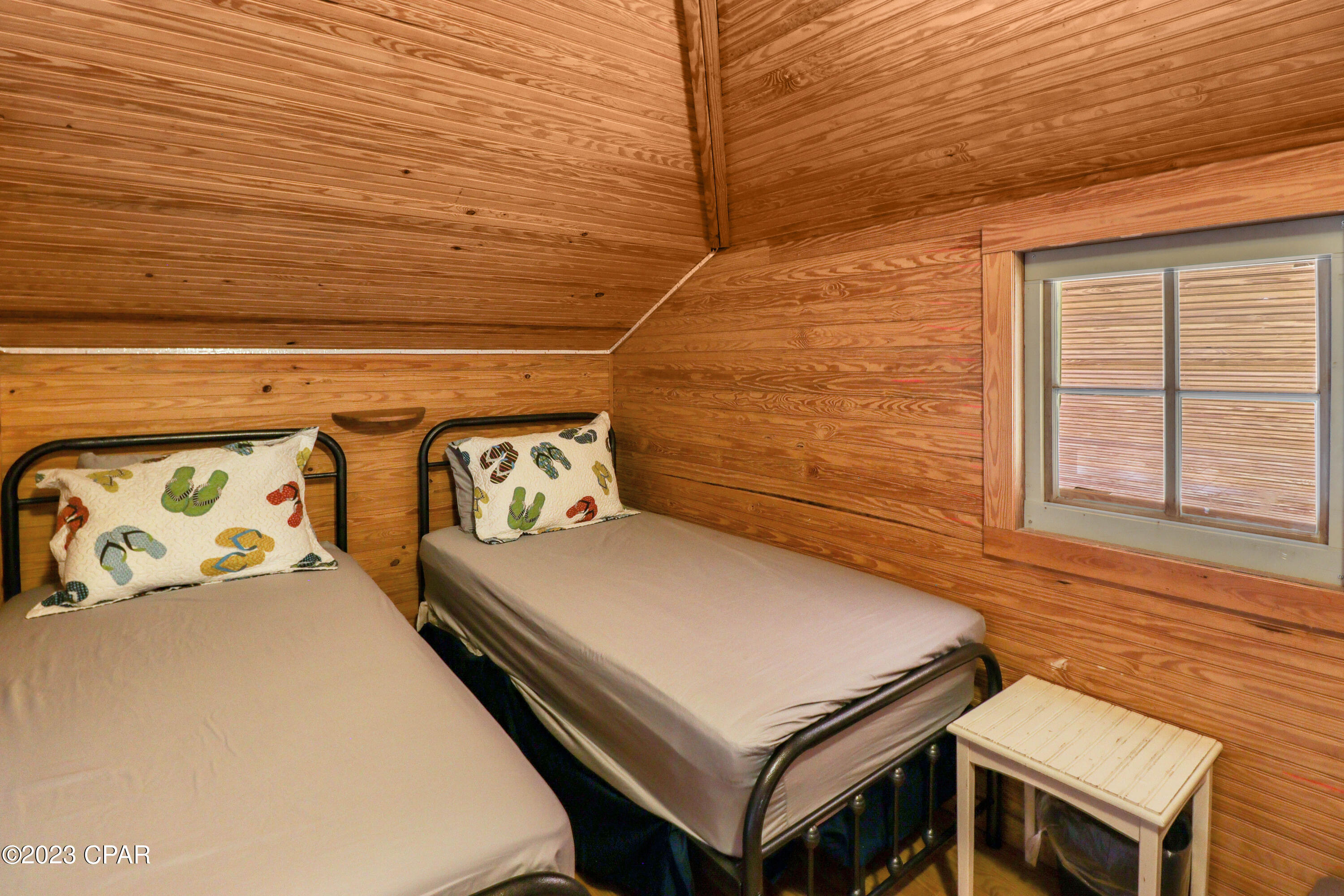 Camp Palms - Residential