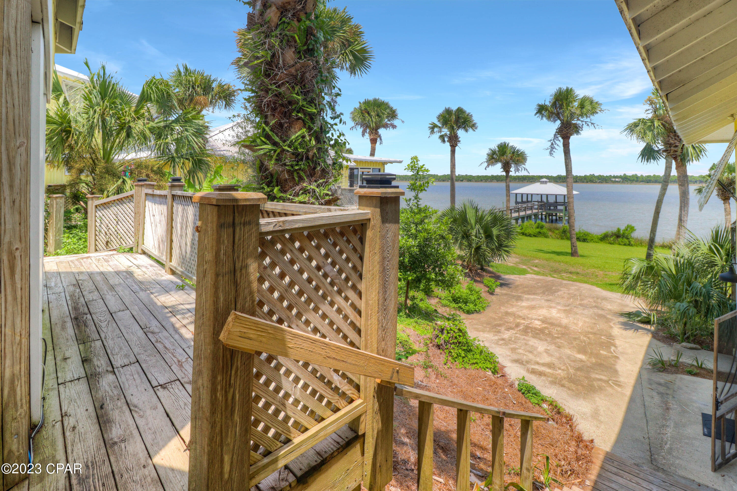 Camp Palms - Residential