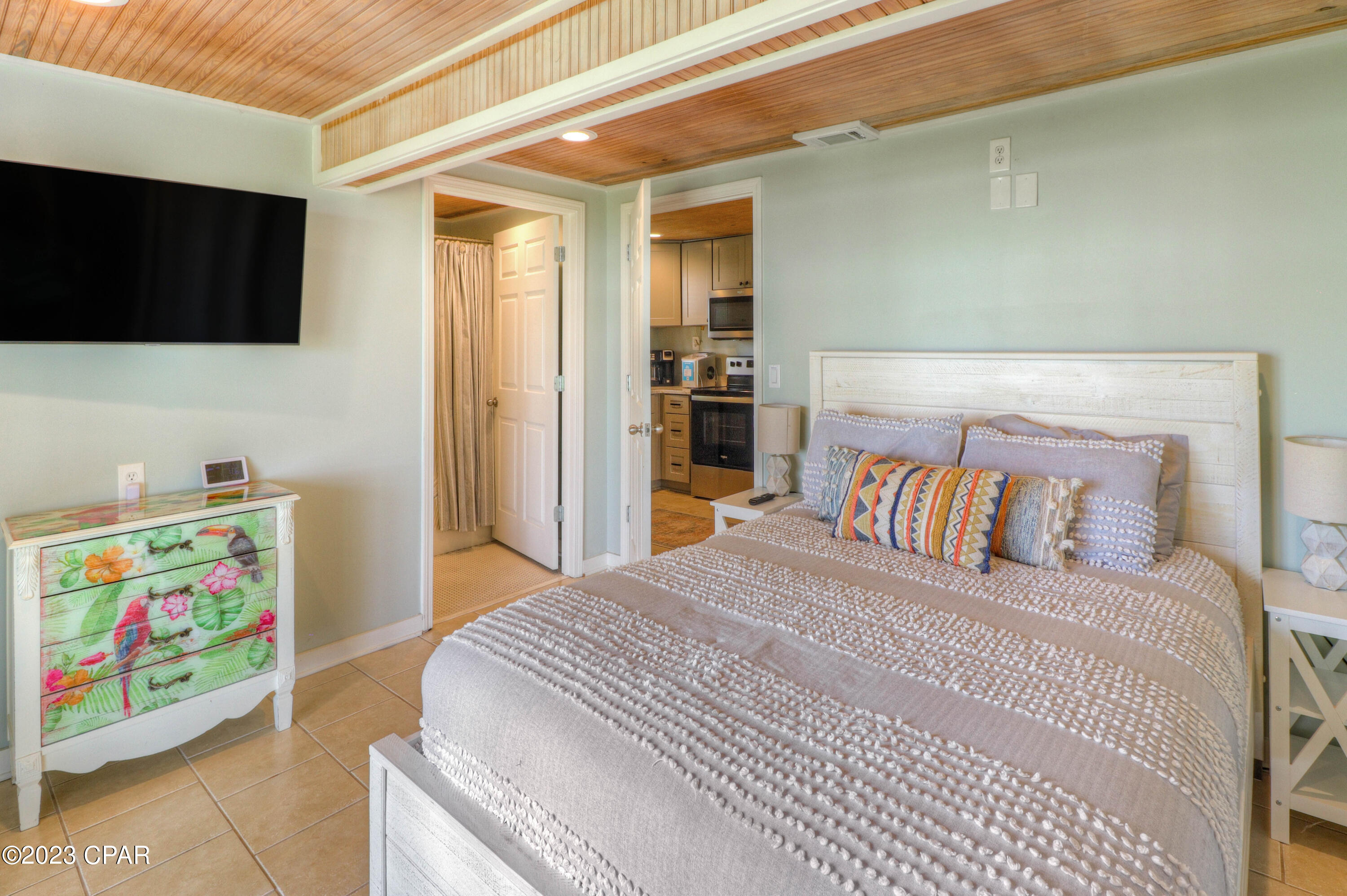 Camp Palms - Residential