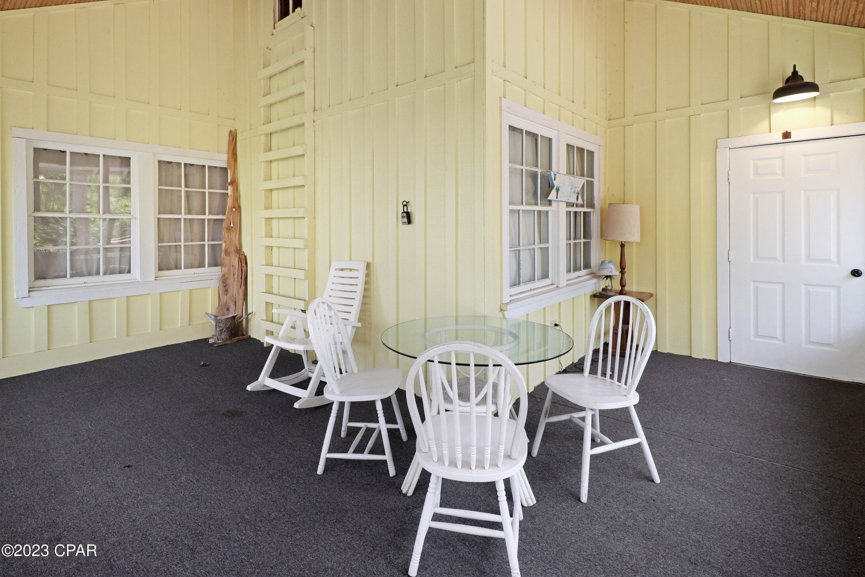 Camp Palms - Residential