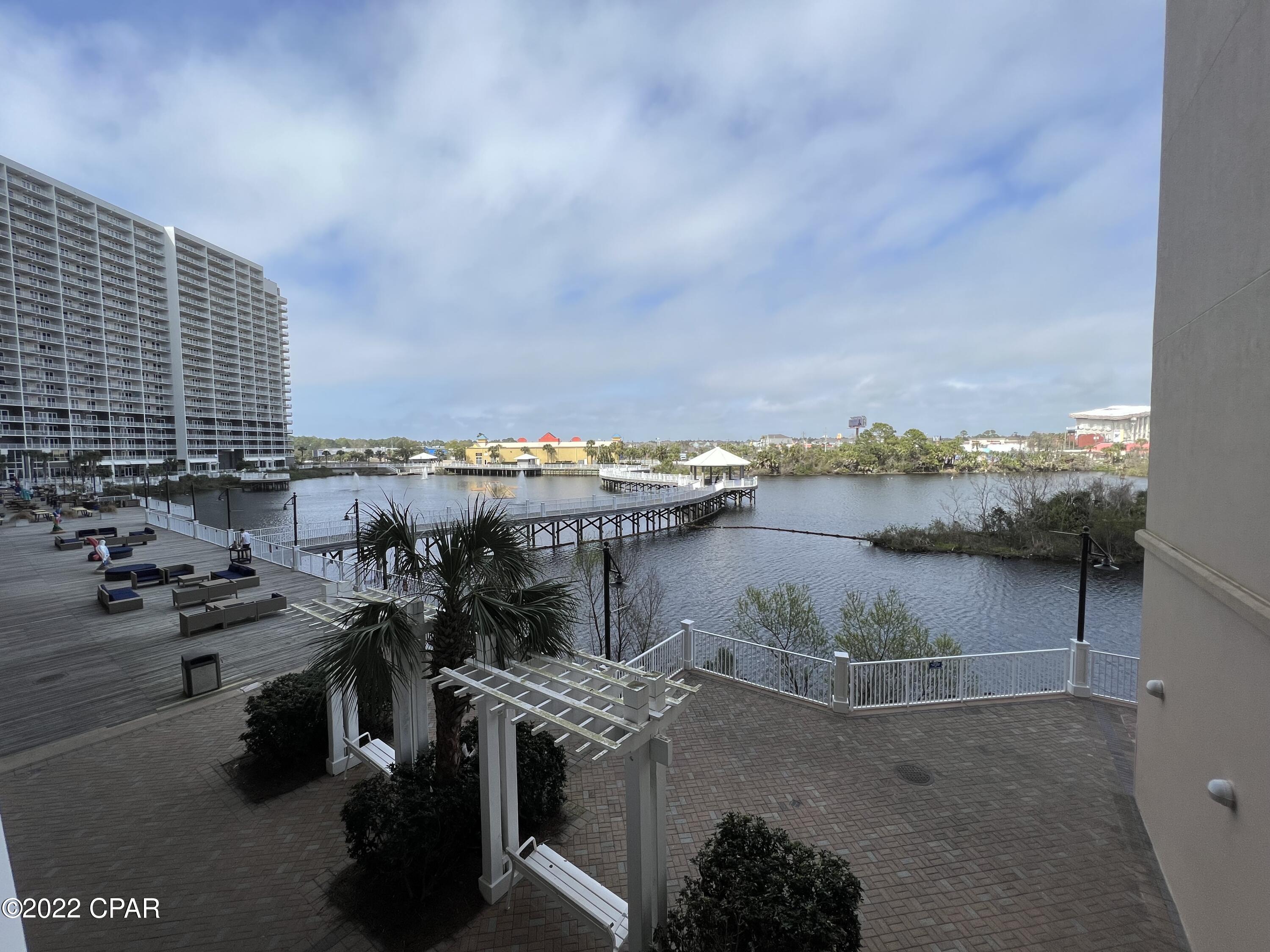Laketown Wharf - Residential