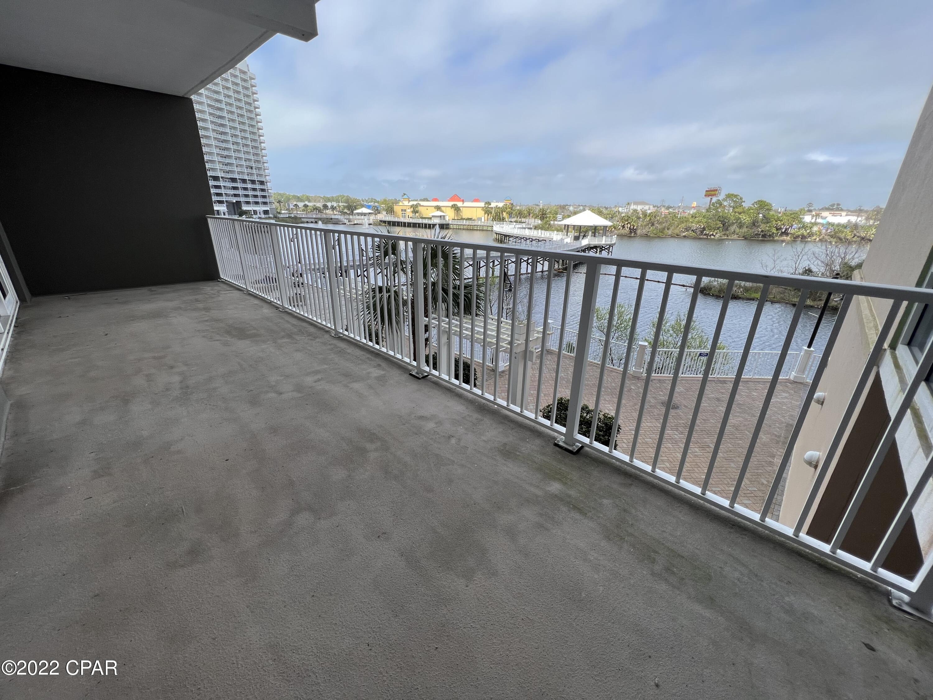 Laketown Wharf - Residential