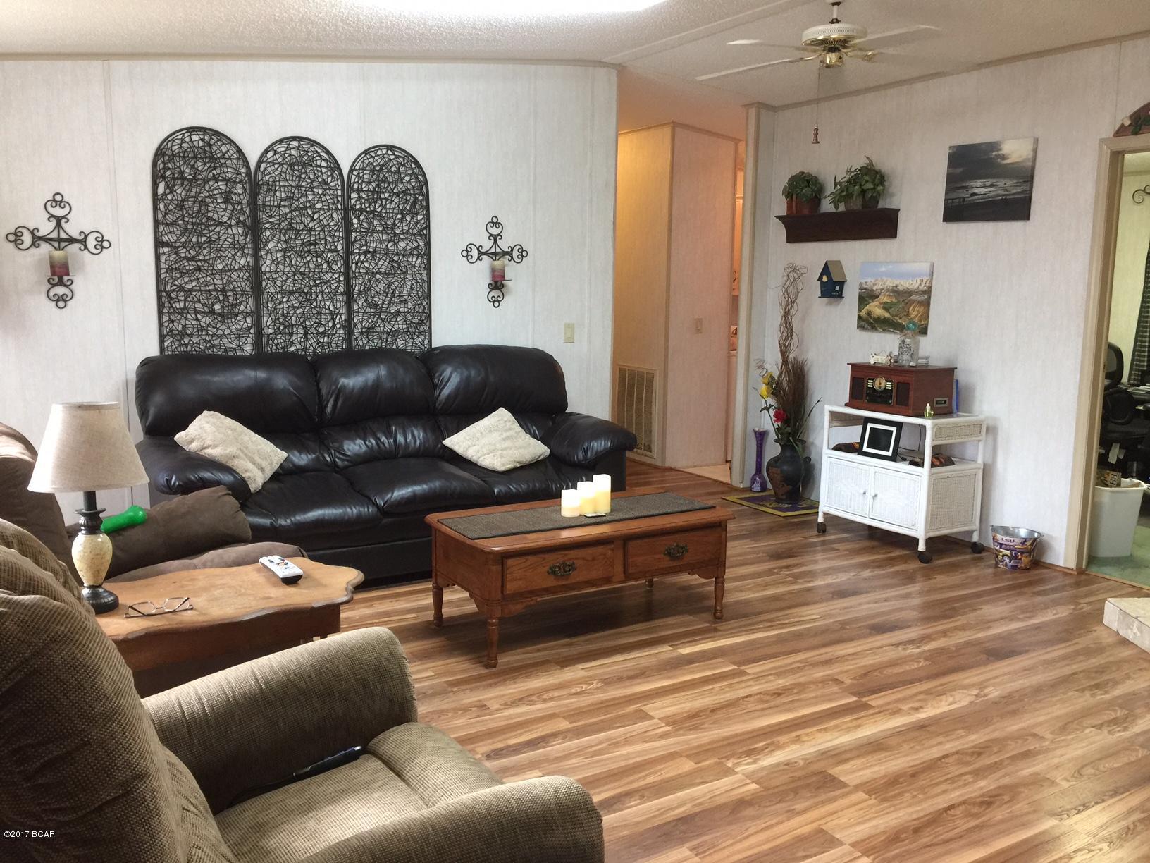 Leisure Lakes - Residential