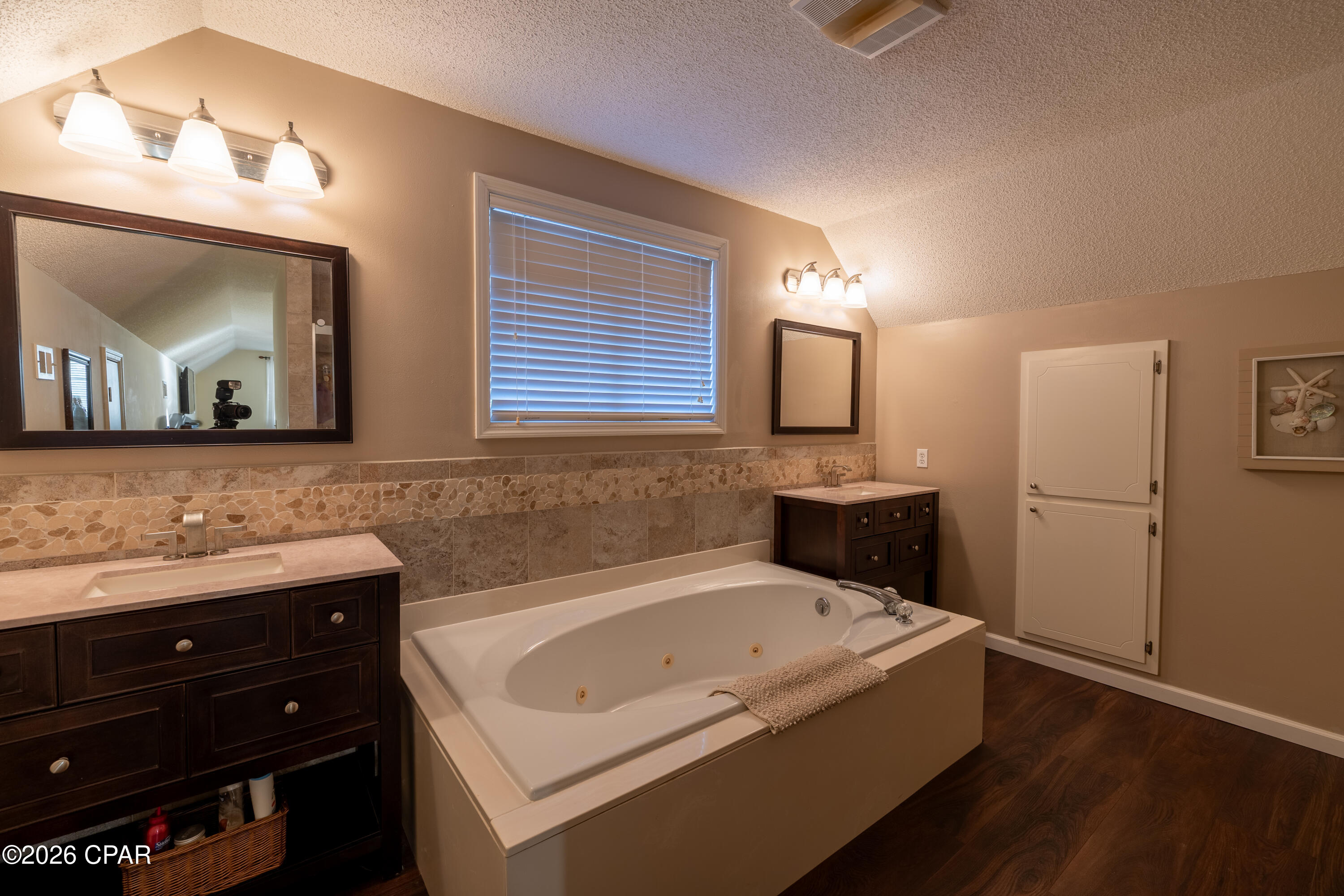 Silver Lake - Residential