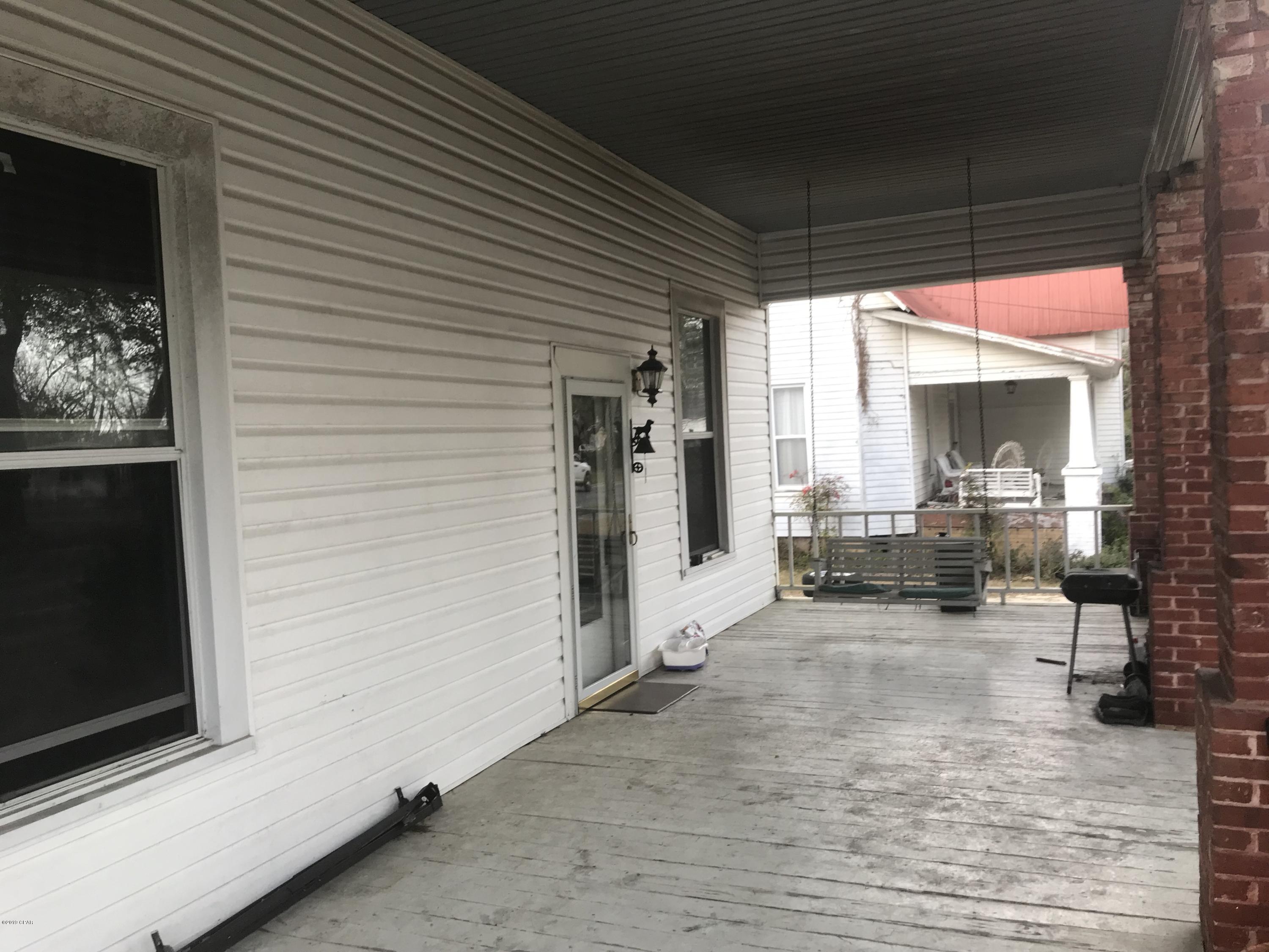 Arnold's Place - Residential