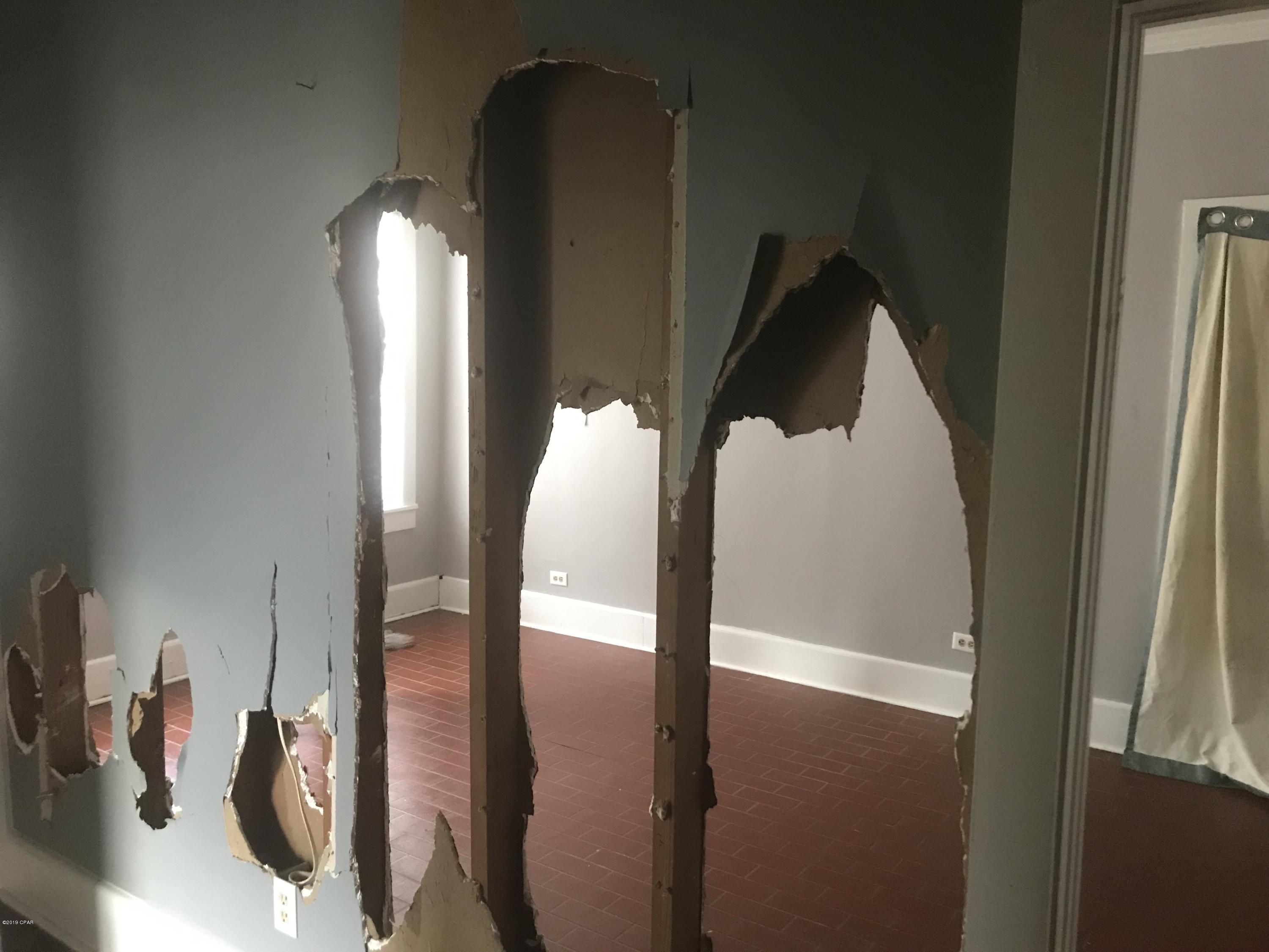 Arnold's Place - Residential