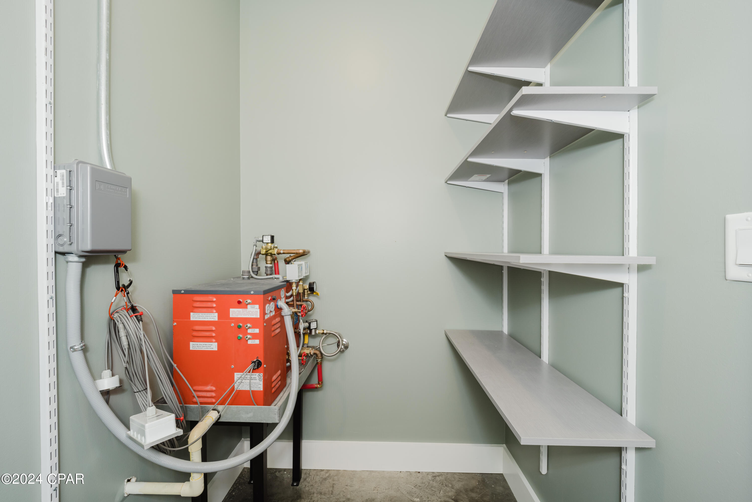 Beach Commerce Park - Commercial Sale