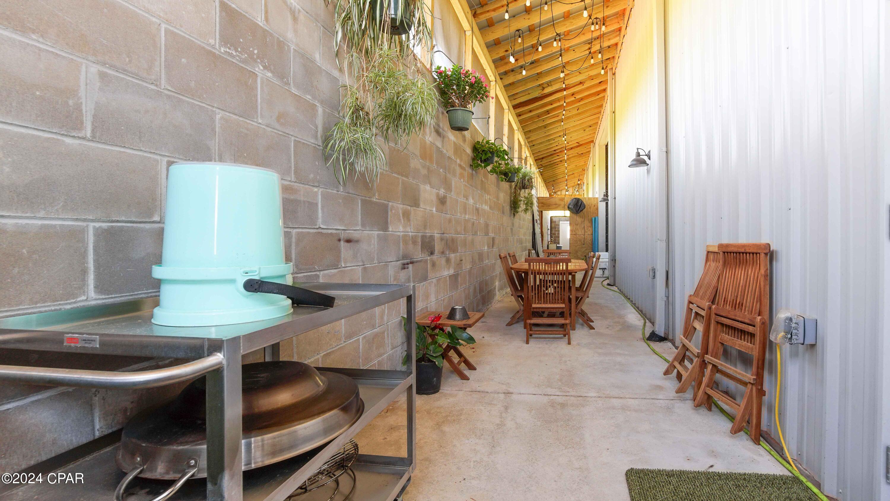 Beach Commerce Park - Commercial Sale