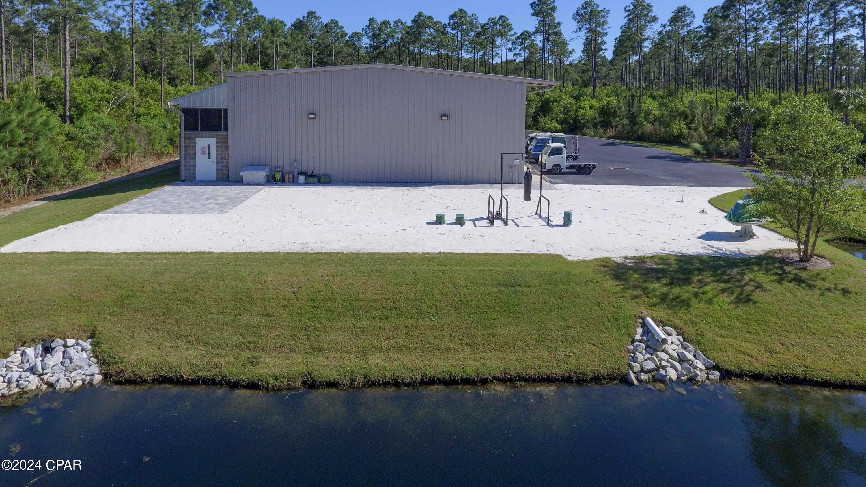 Beach Commerce Park - Commercial Sale