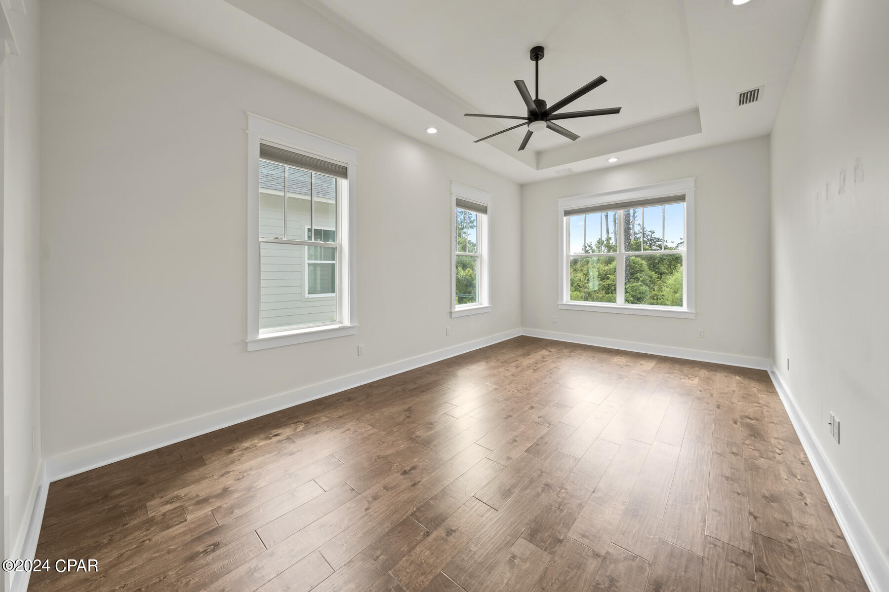 Sanctuary Beach - Residential Lease