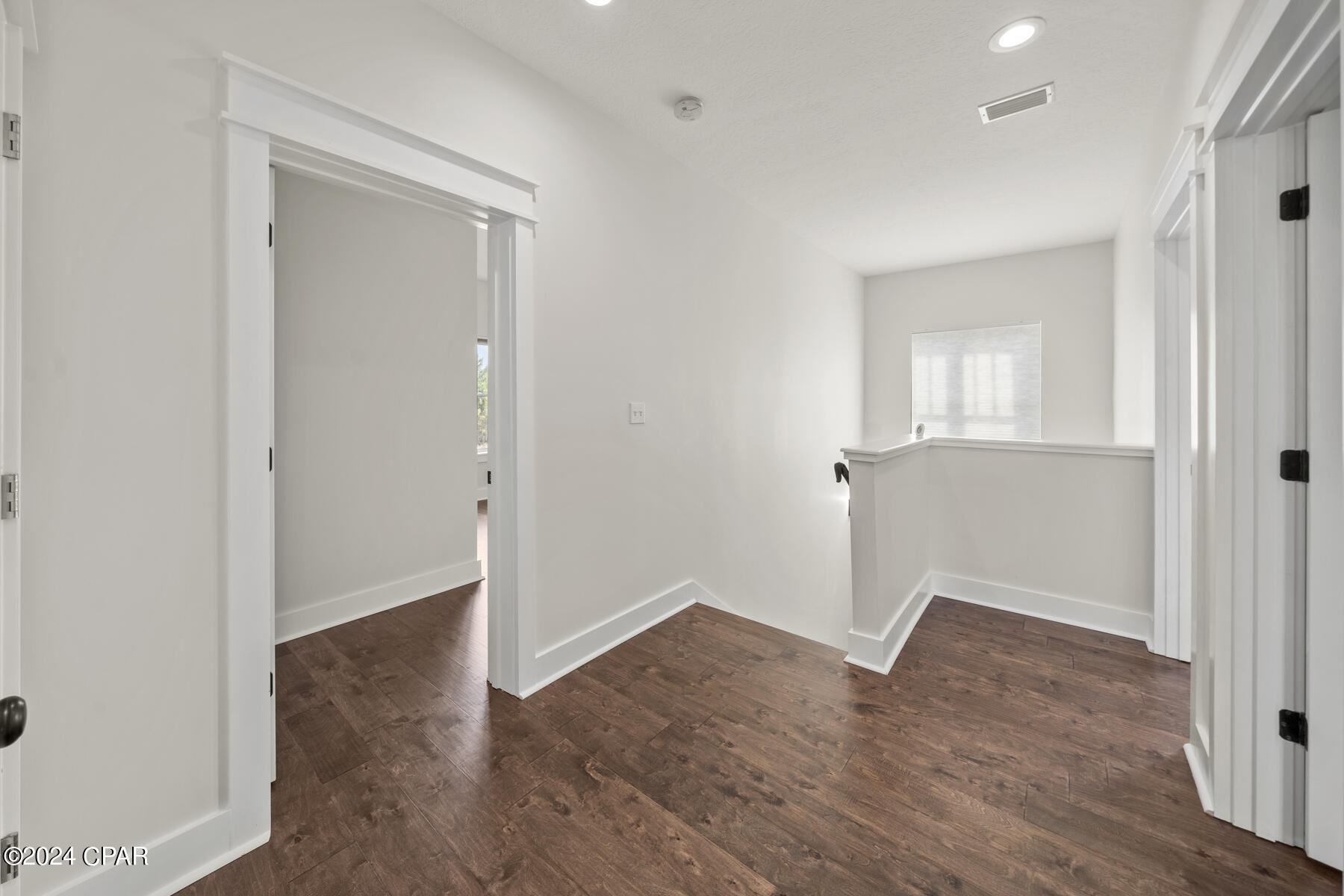 Sanctuary Beach - Residential Lease