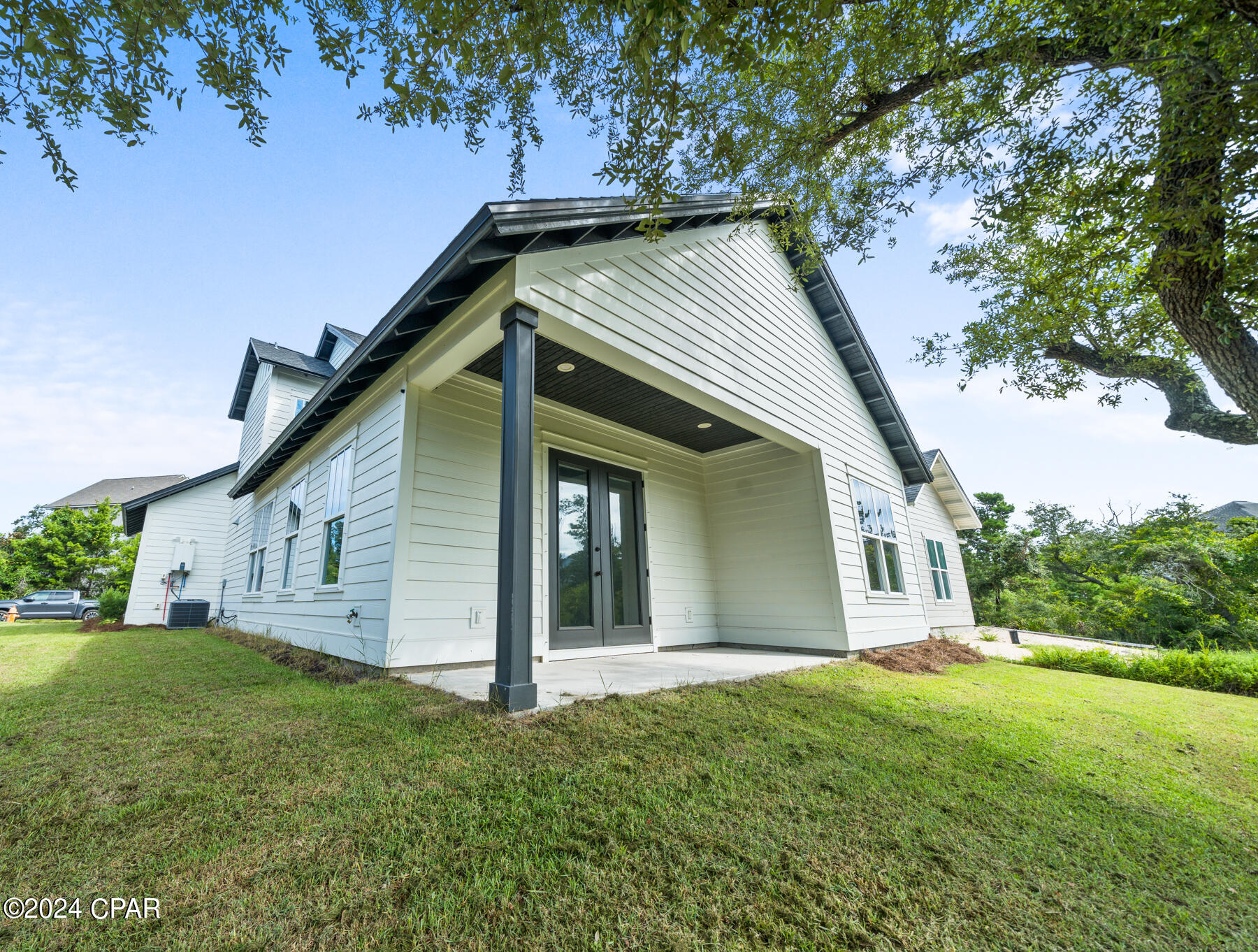 Sanctuary Beach - Residential Lease