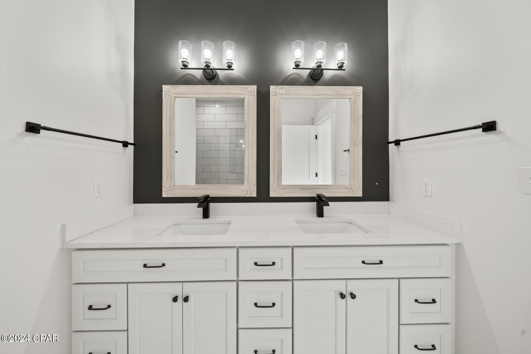 Sanctuary Beach - Residential Lease