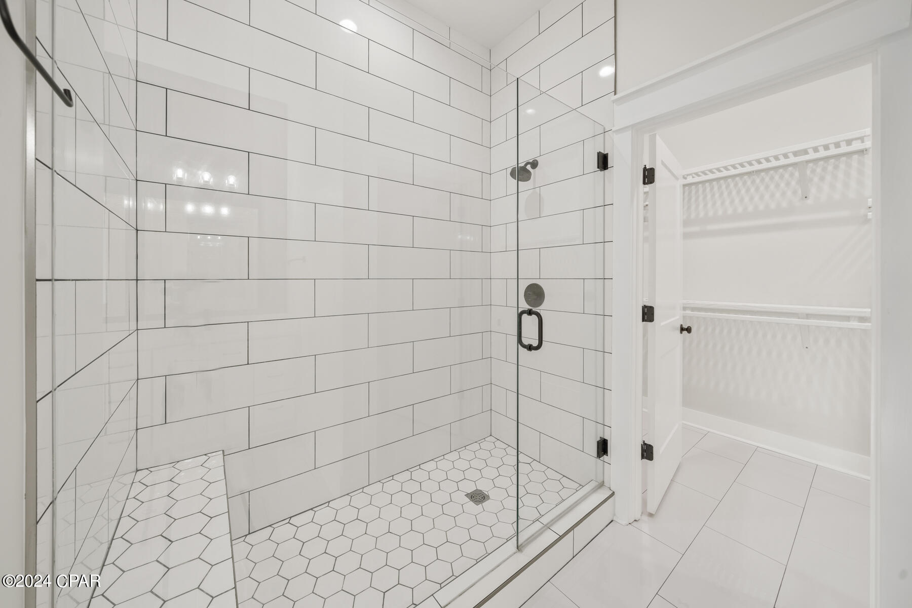 Sanctuary Beach - Residential Lease