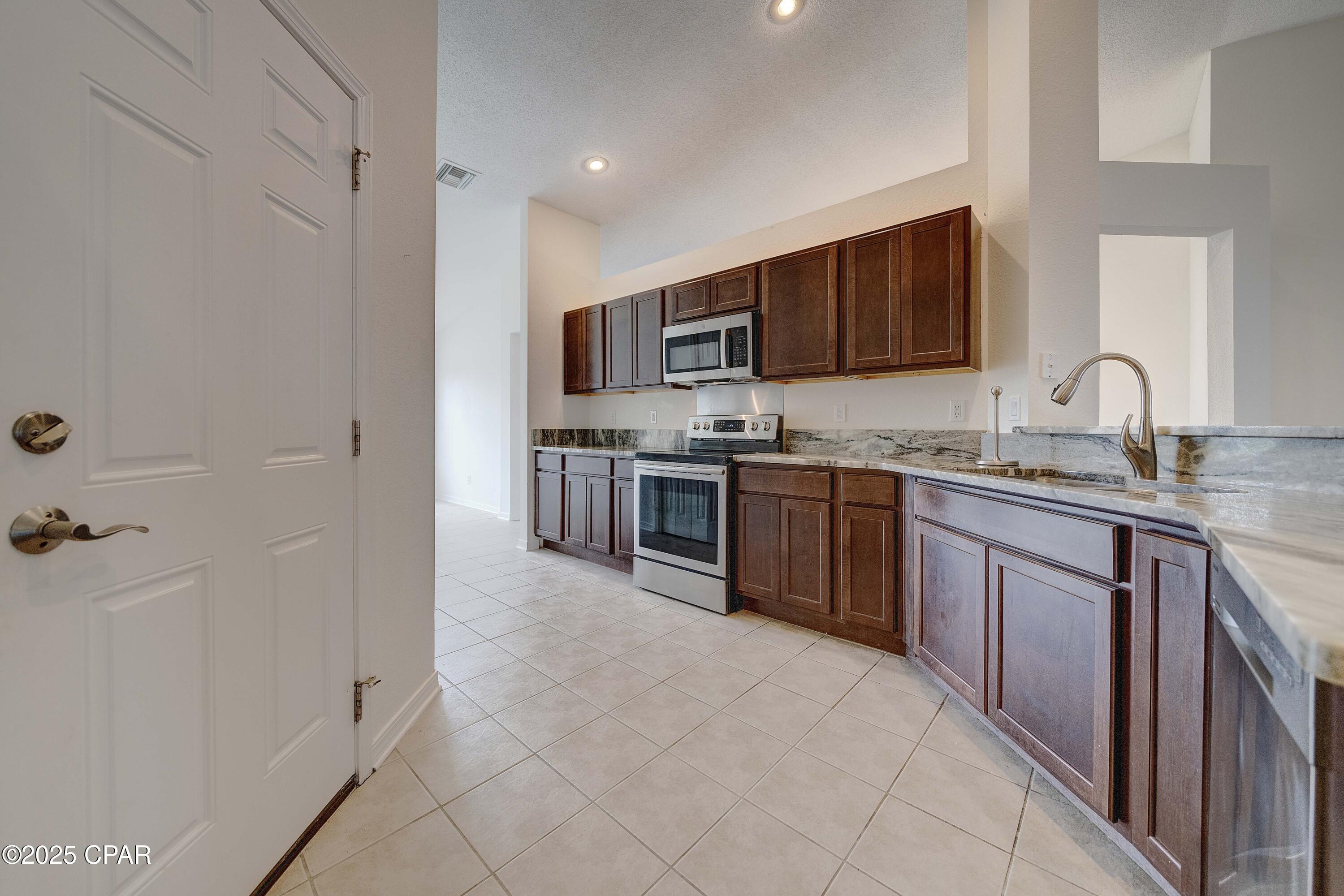 Hammocks Phase VI - Residential