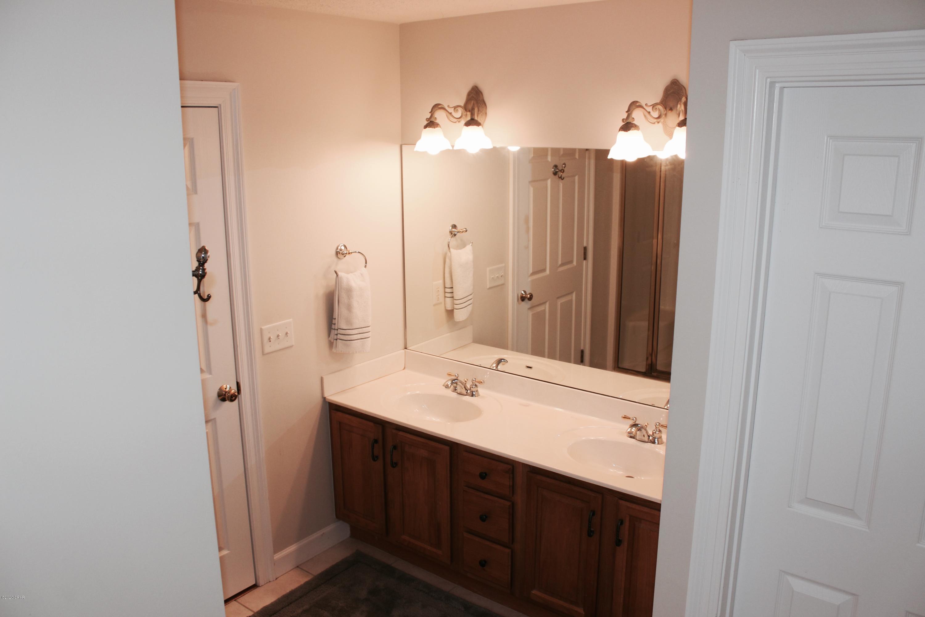 Hidden Pines Phase VI - Residential Lease