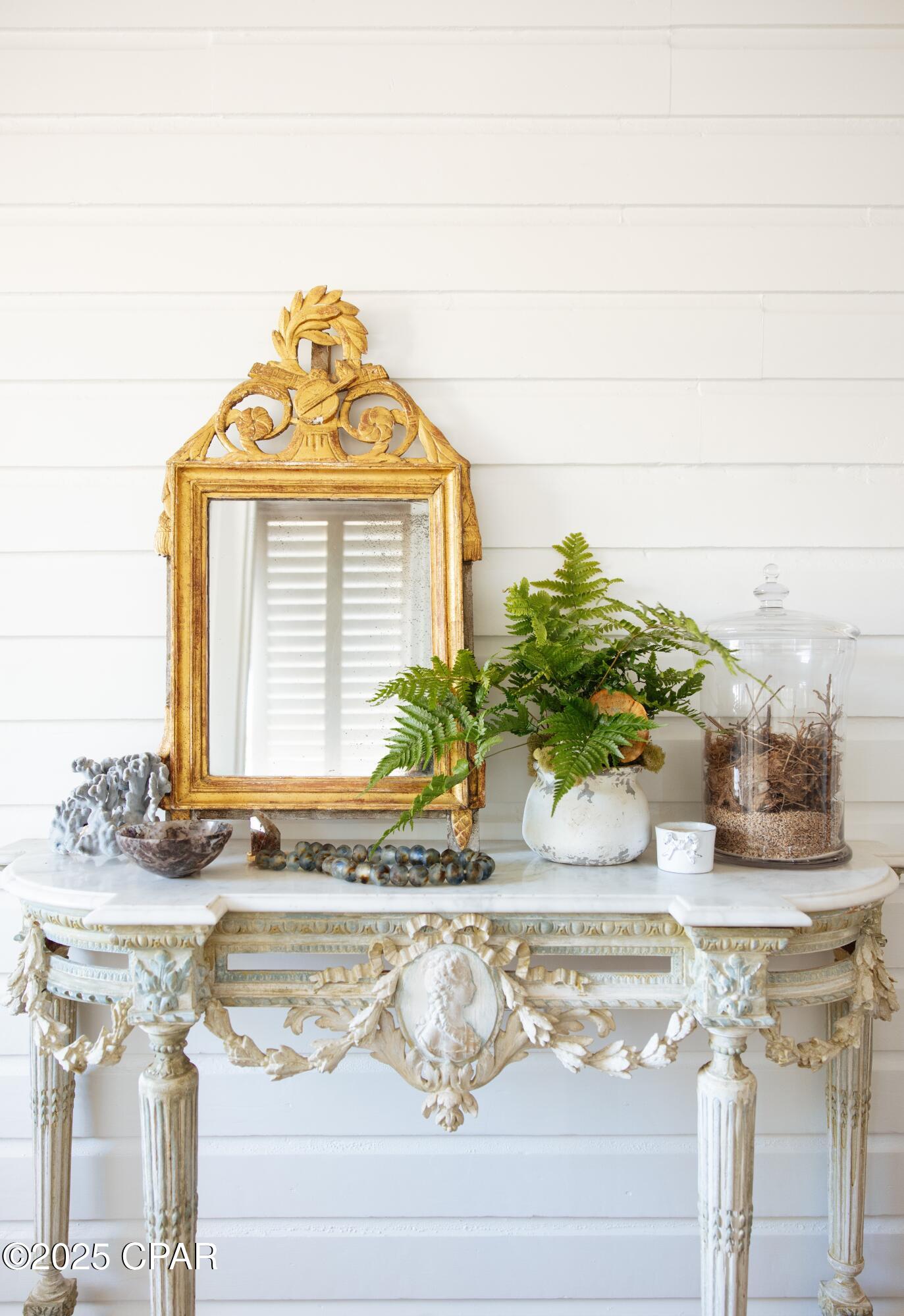 Camp Palms - Residential