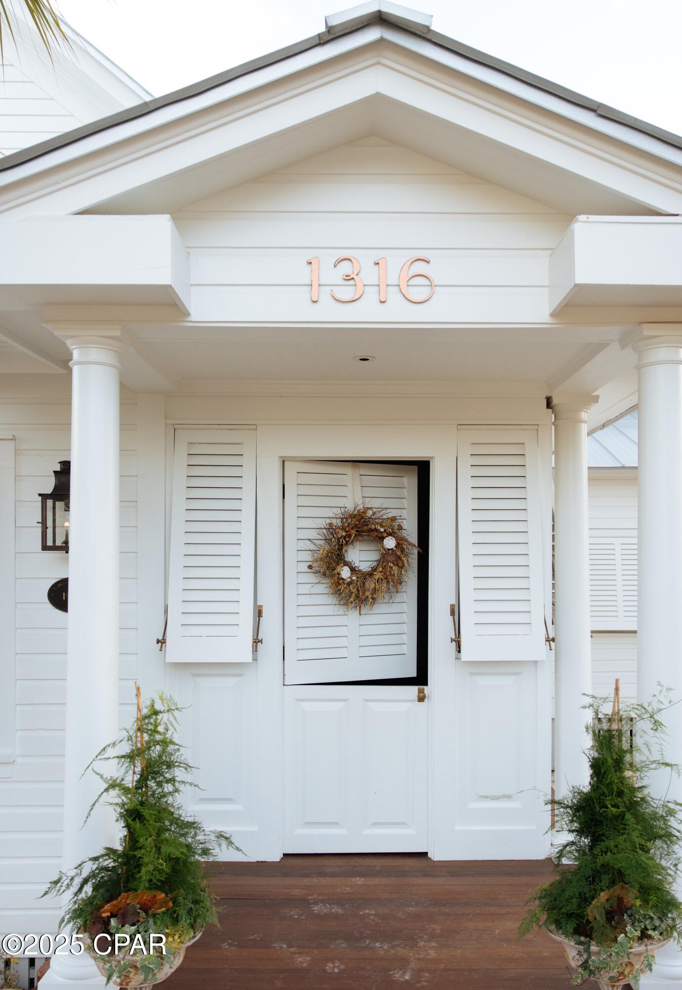 Camp Palms - Residential