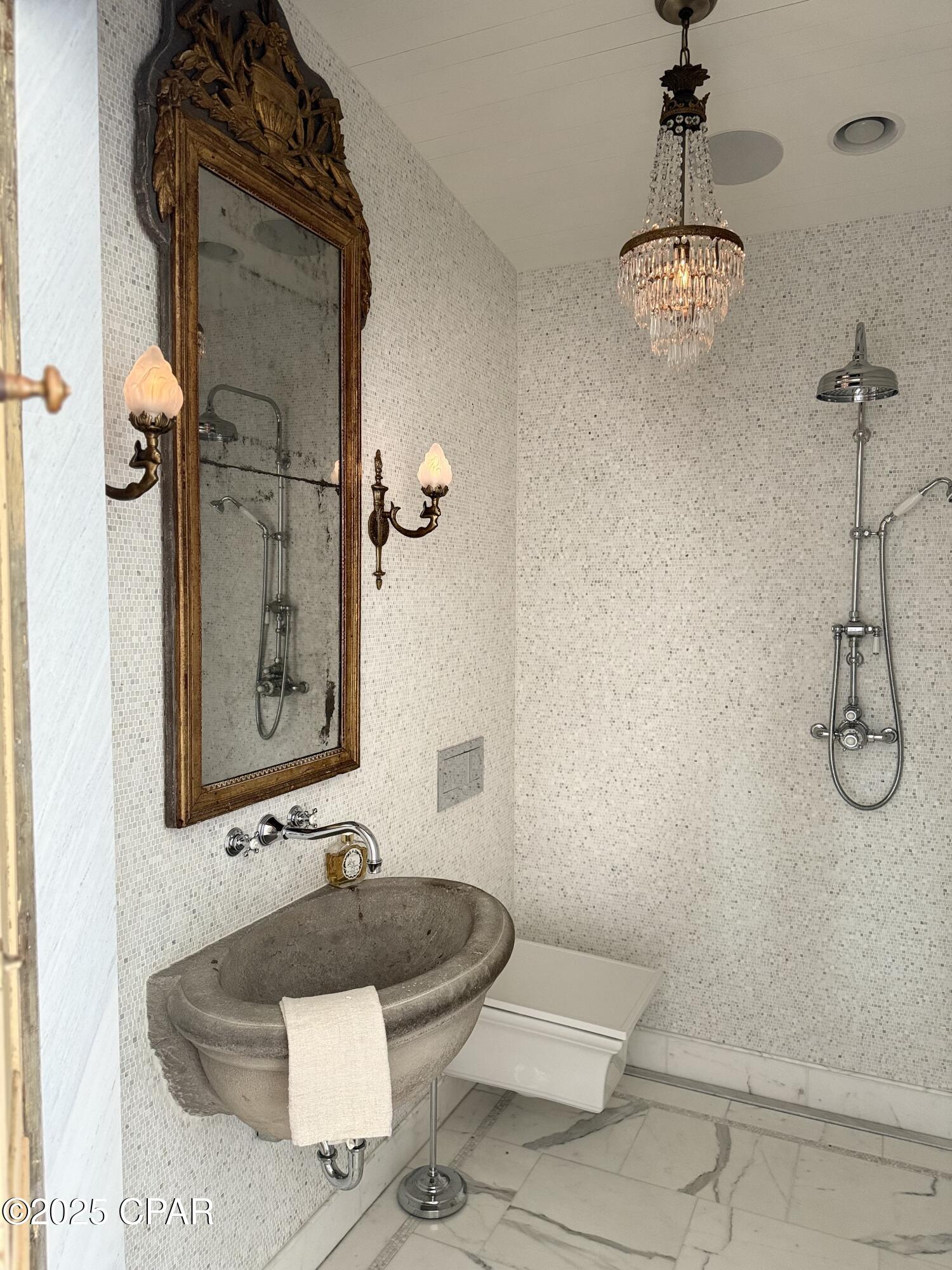 Camp Palms - Residential