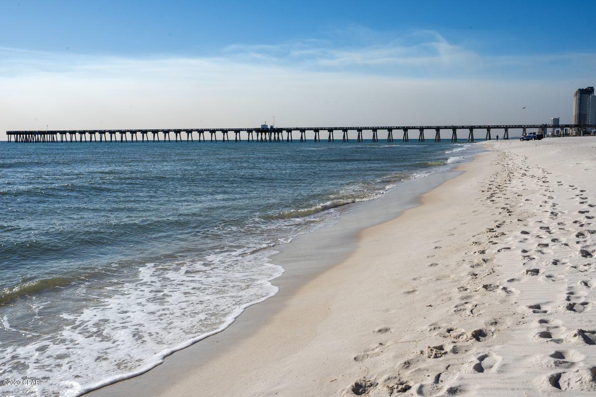 Calypso Towers II - Residential