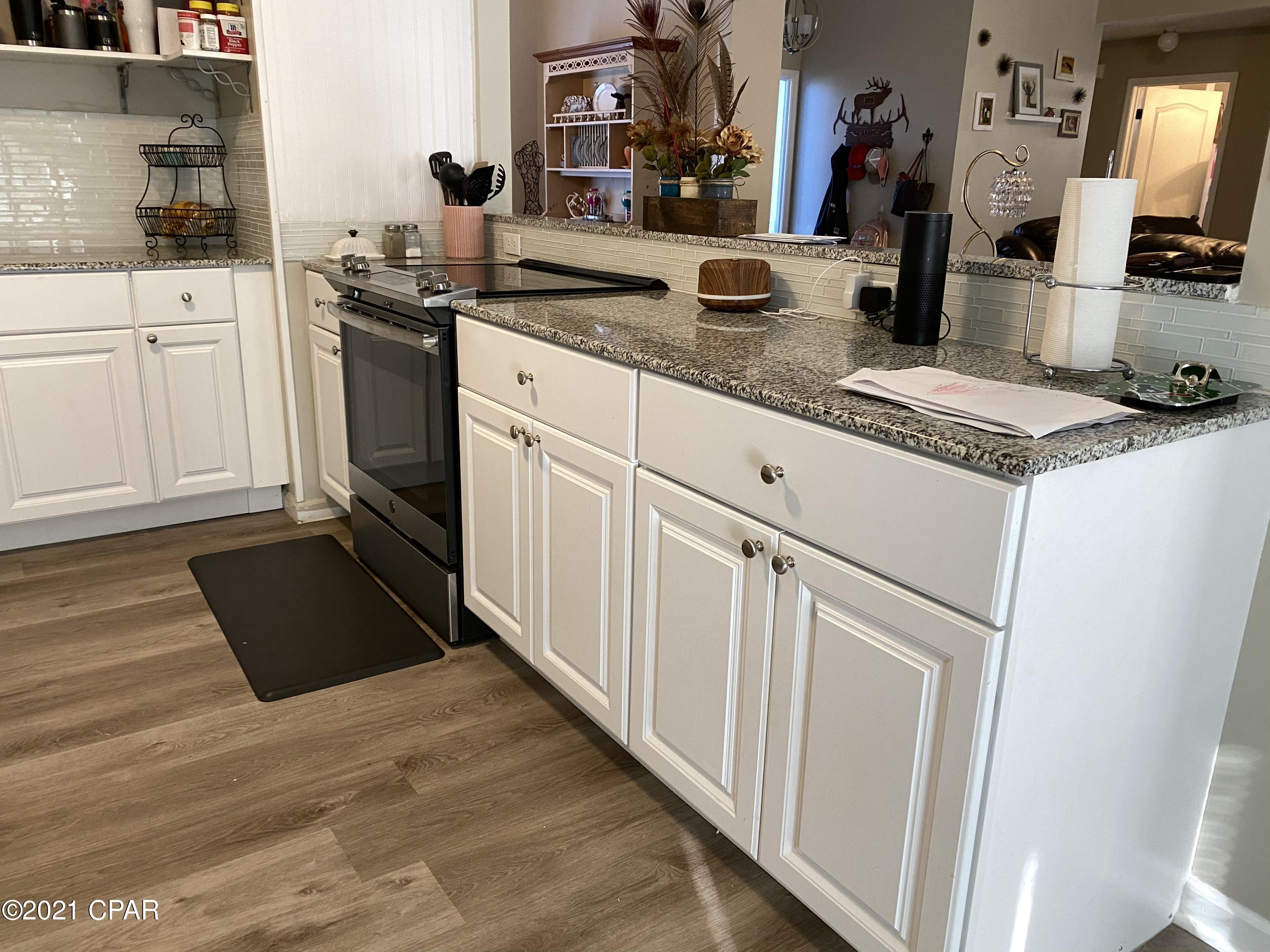 [No Recorded Subdiv] - Residential Lease