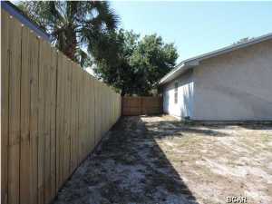 Hutchison's 1st To Bahama Bch - Residential