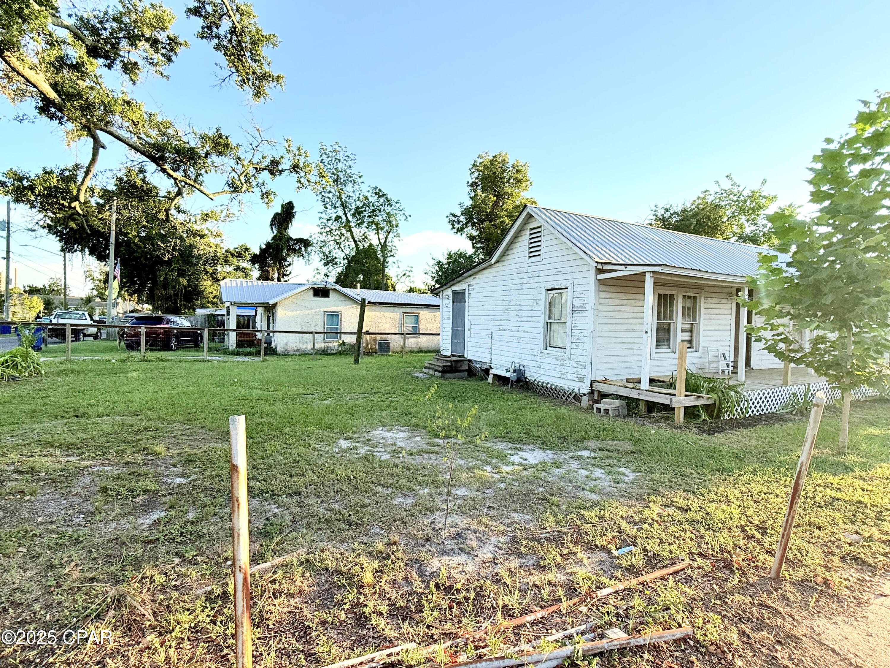 Keiths Bay Harbor Add - Residential