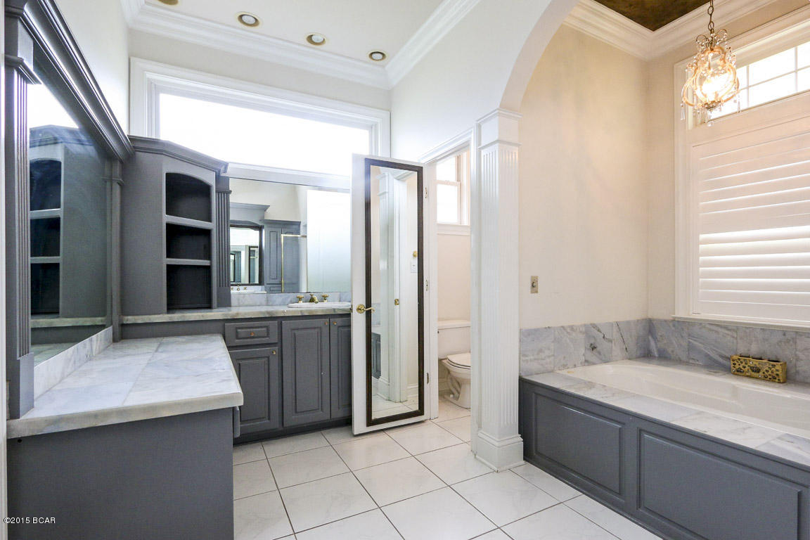 Bay Breeze - Residential