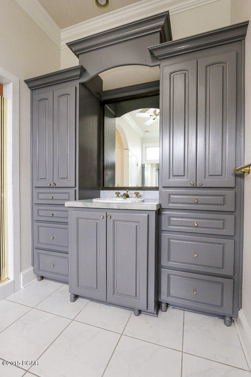 Bay Breeze - Residential