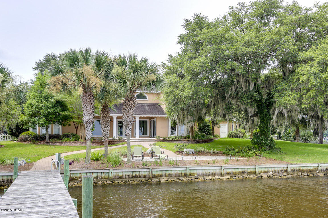 Bay Breeze - Residential